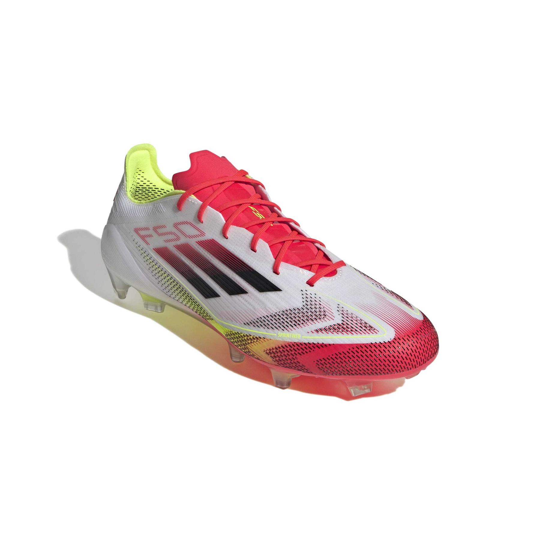 product/a/d/adidas_ie1206_5_footwear_photography_front_lateral_top_view_white-nw091625.jpg