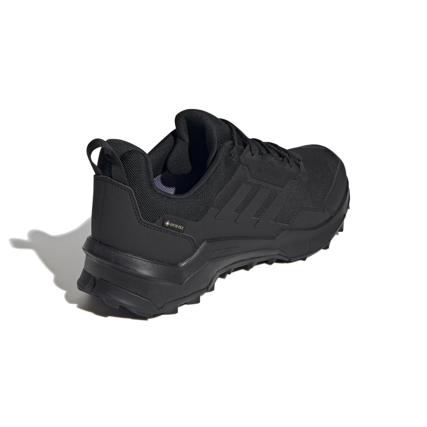 product/a/d/adidas_ie2570_7_footwear_photography_back_lateral_top_view_white.jpg