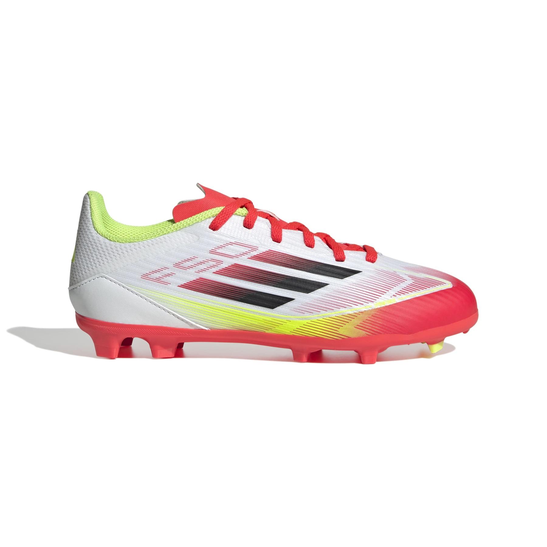 product/a/d/adidas_ie3747_1_footwear_photography_side_lateral_center_view_white-nw091625.jpg
