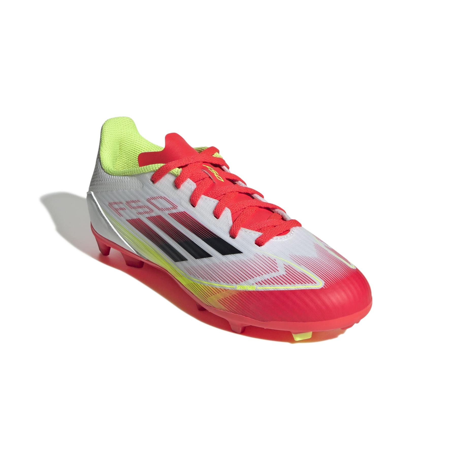 product/a/d/adidas_ie3747_5_footwear_photography_front_lateral_top_view_white-nw091625.jpg