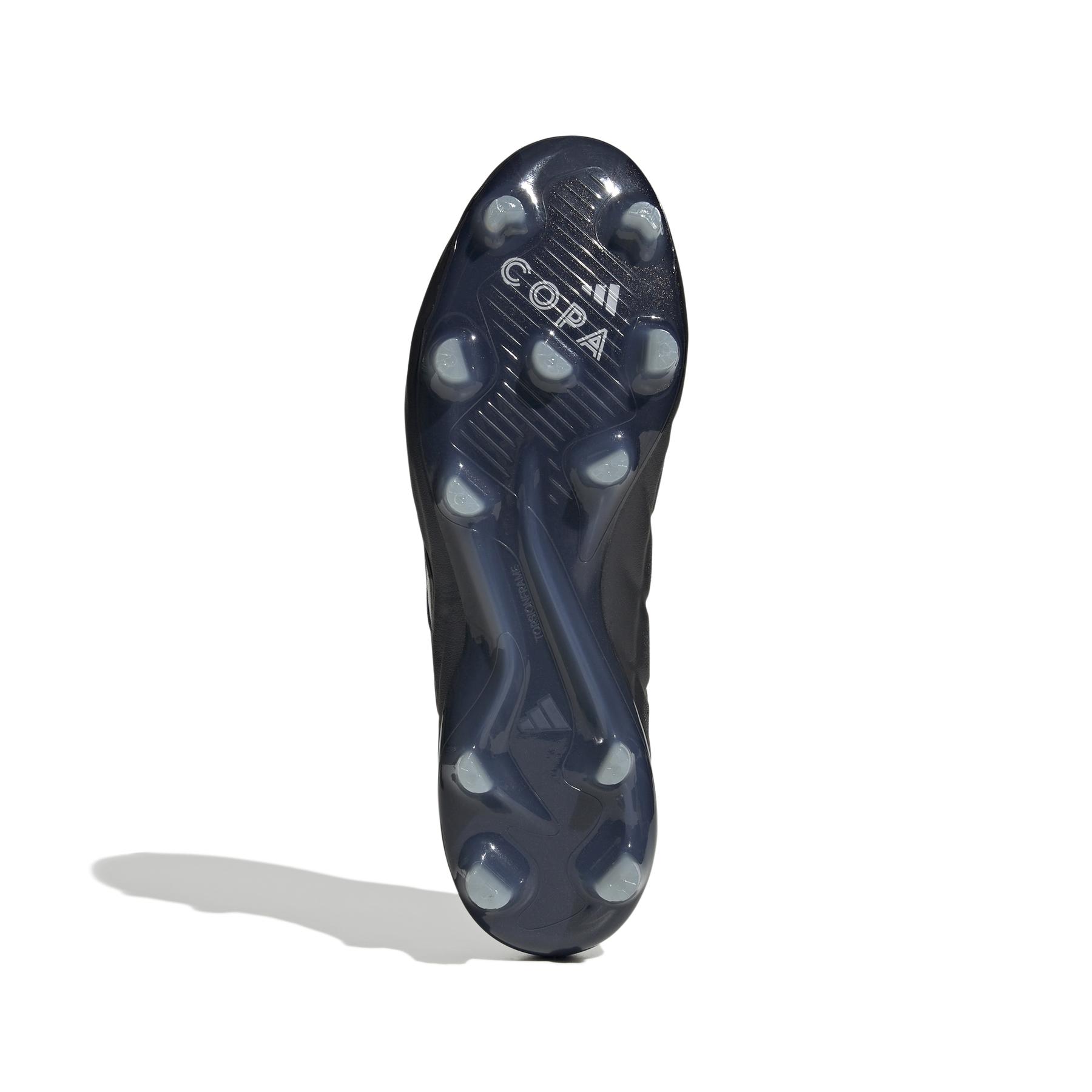 product/a/d/adidas_ie7487_3_footwear_photography_bottom_view_white.jpg