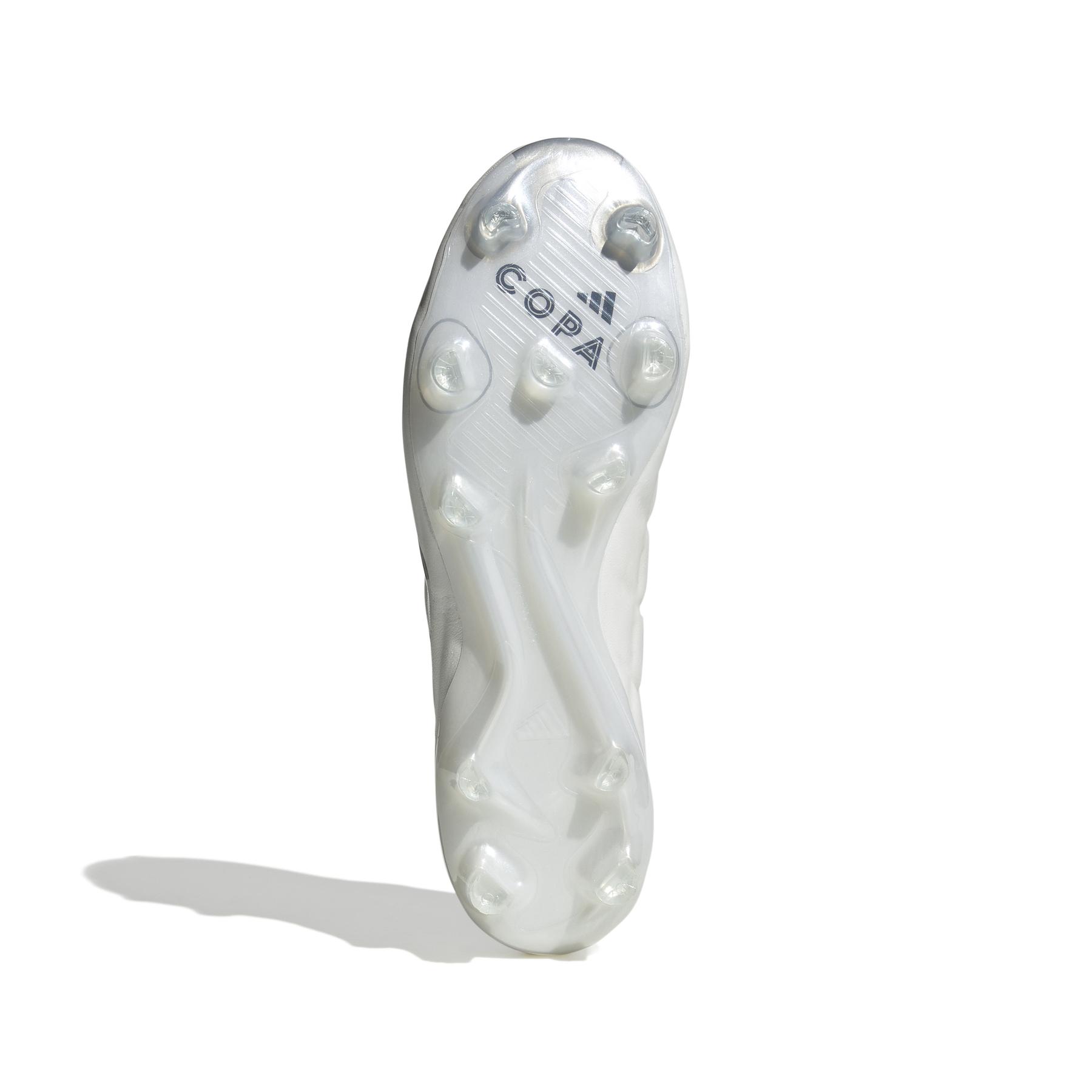 product/a/d/adidas_ie7488_3_footwear_photography_bottom_view_white.jpg