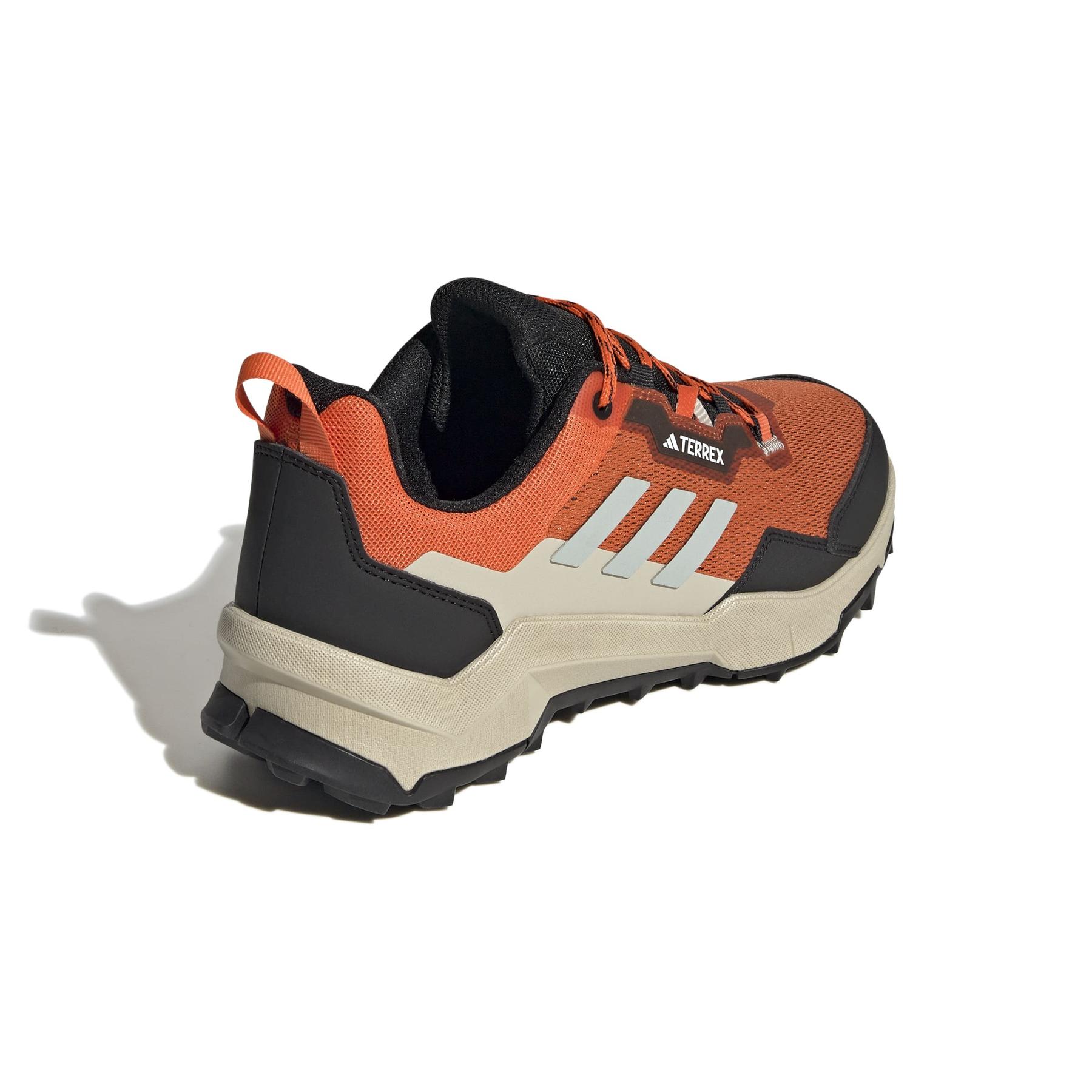 product/a/d/adidas_if4871_7_footwear_photography_back_lateral_top_view_white-nw091625.jpg