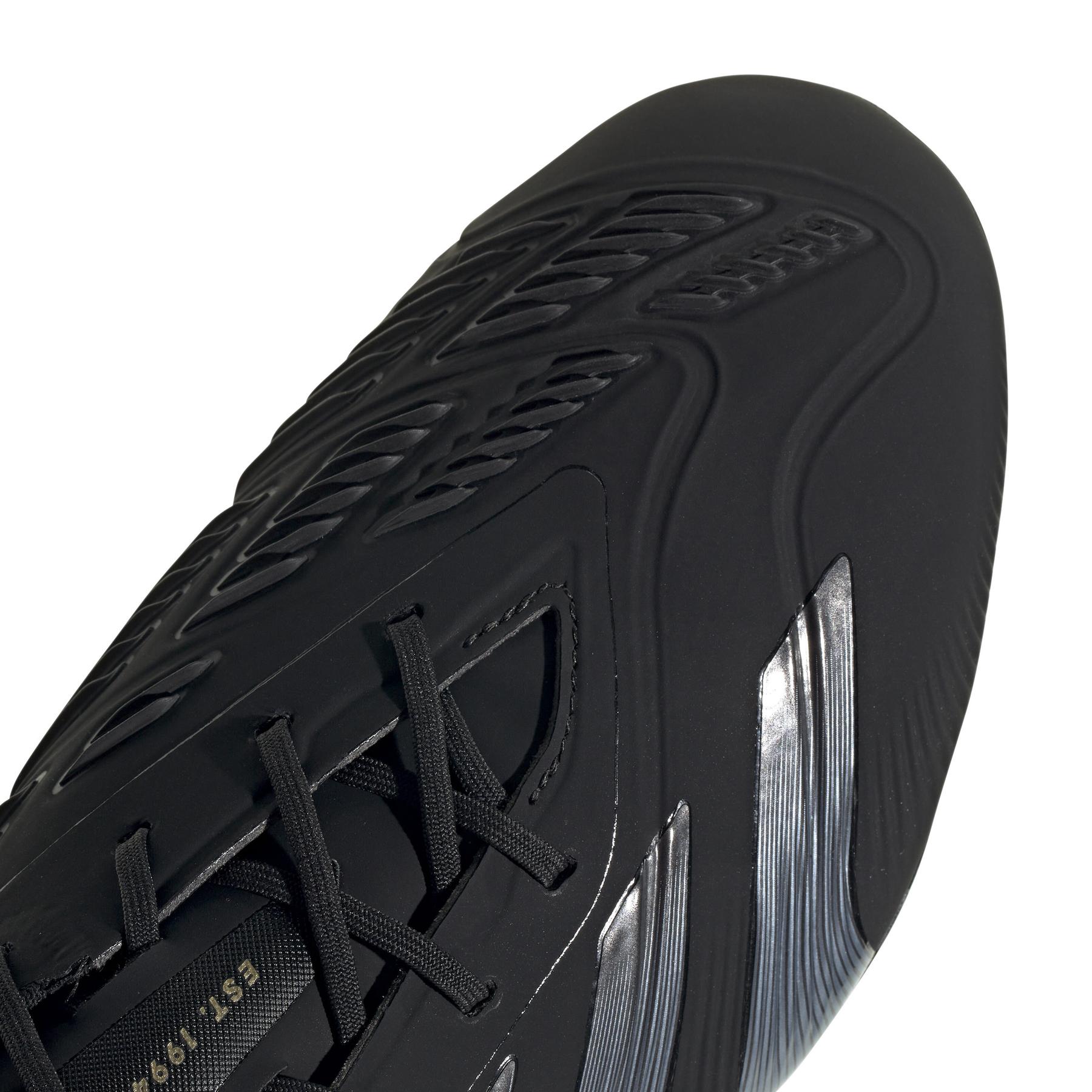 product/a/d/adidas_if6324_7_footwear_photography_detail_view_1_white.jpg