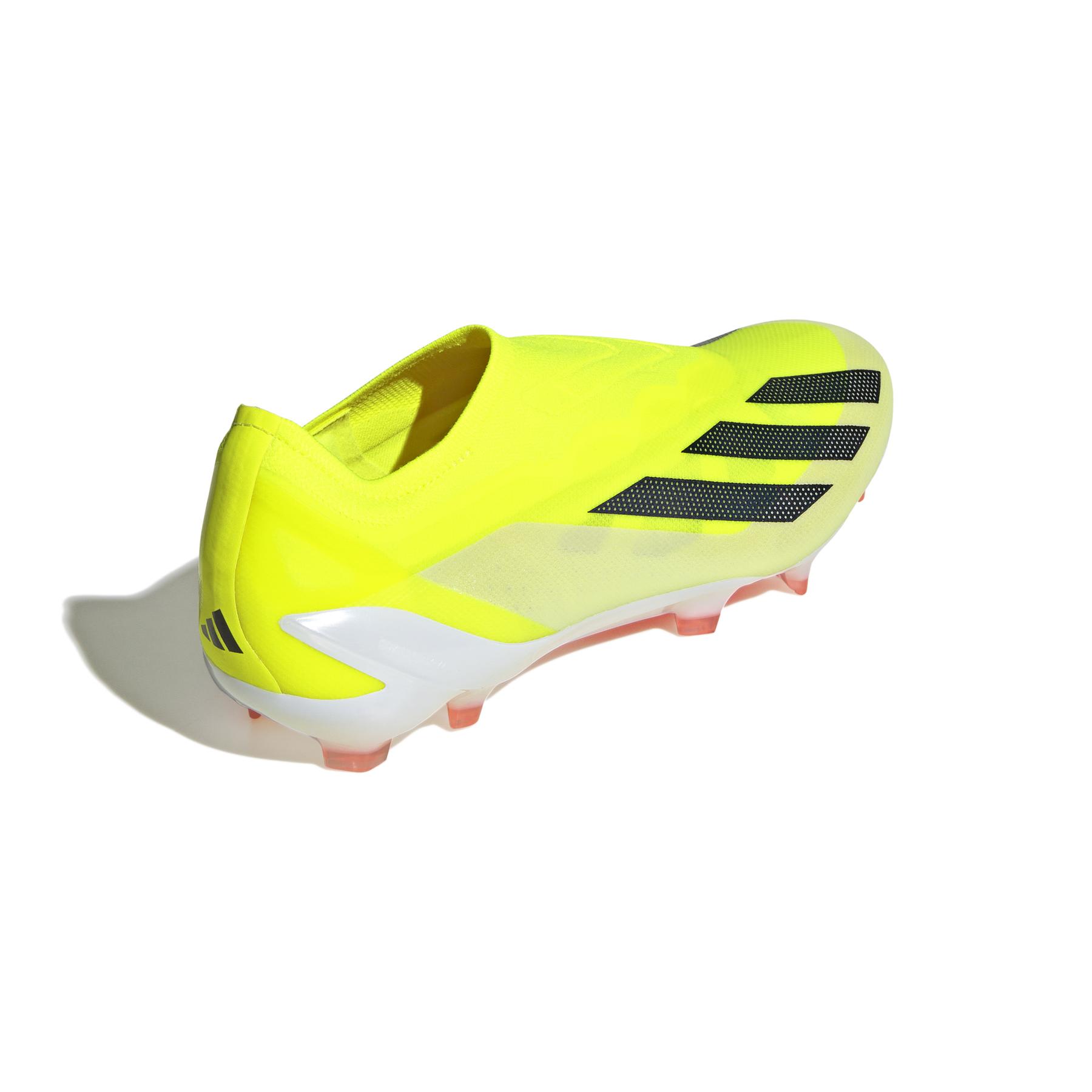 product/a/d/adidas_ig0612_6_footwear_photography_back_lateral_top_view_white-030824.jpg