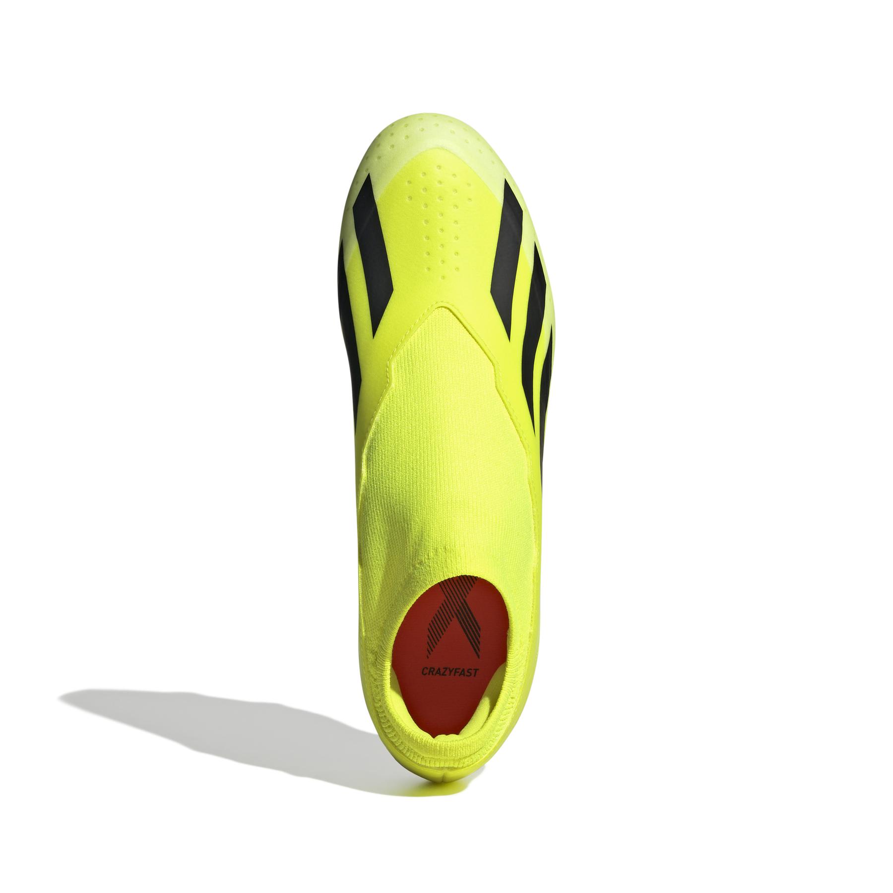 product/a/d/adidas_ig0622_2_footwear_photography_top_portrait_view_white-new0201.jpg