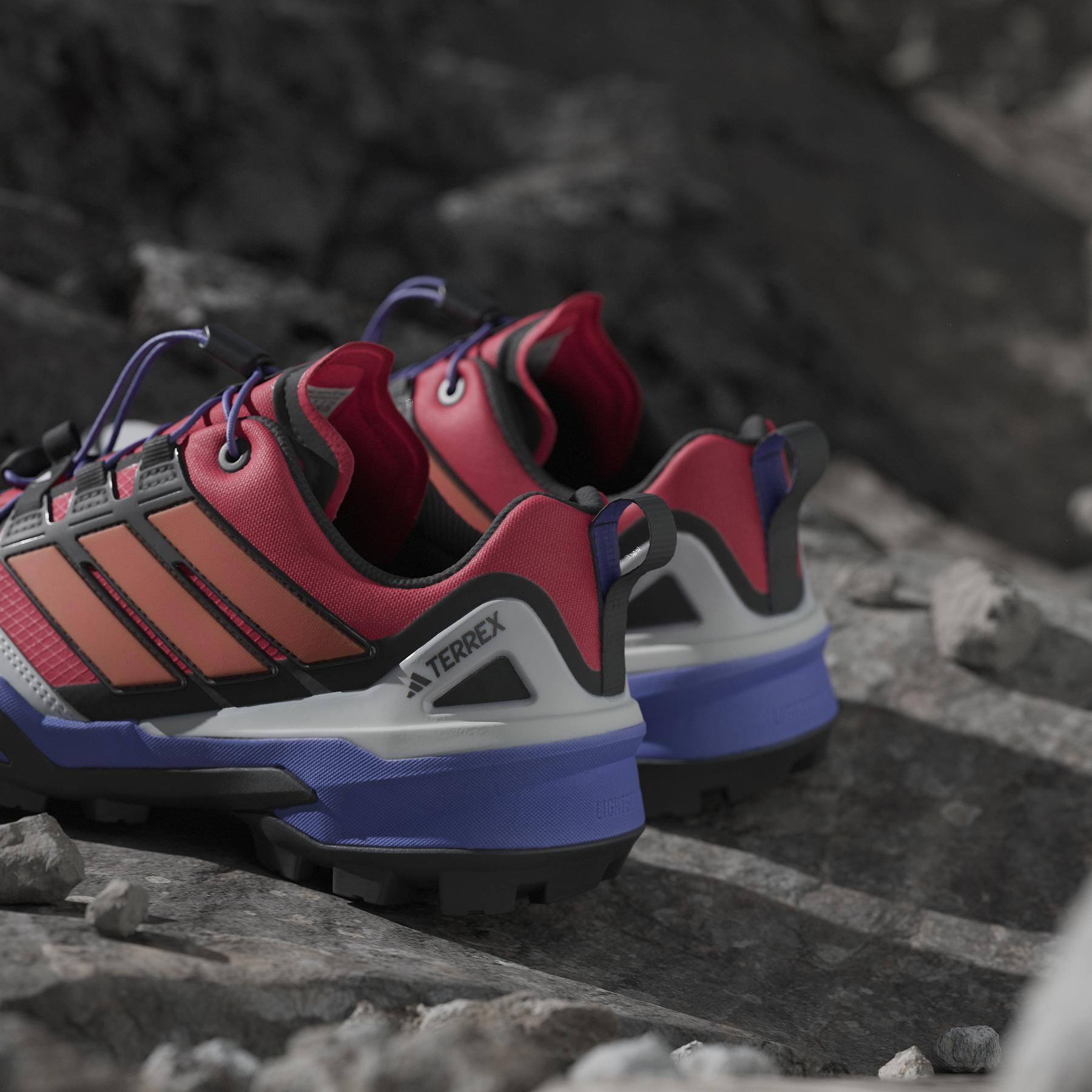product/a/d/adidas_ih1102_22_footwear_photography_heromrktng_view_10-nw091625.jpg