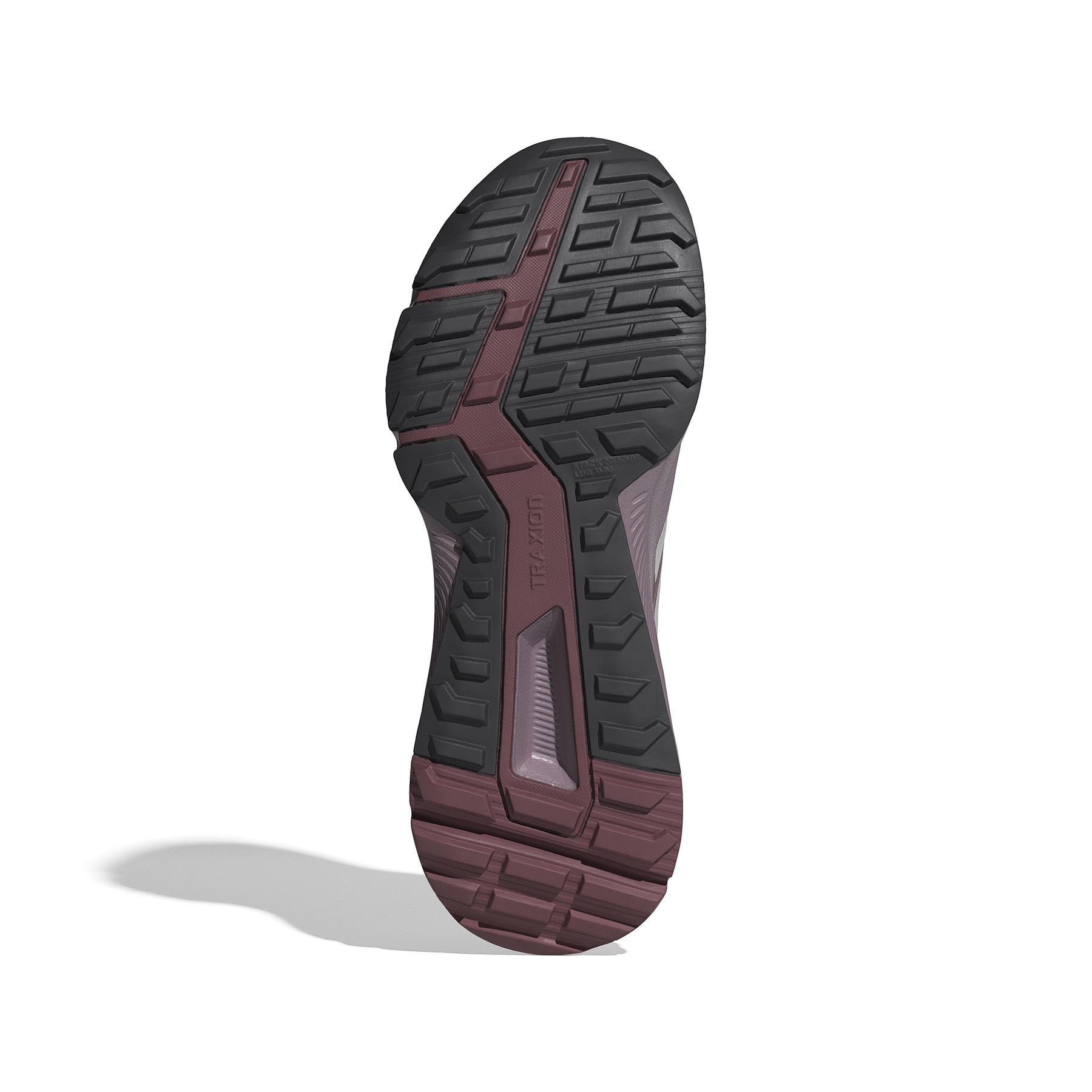 product/a/d/adidas_ih3450_4_footwear_photography_bottom_view_white.jpg