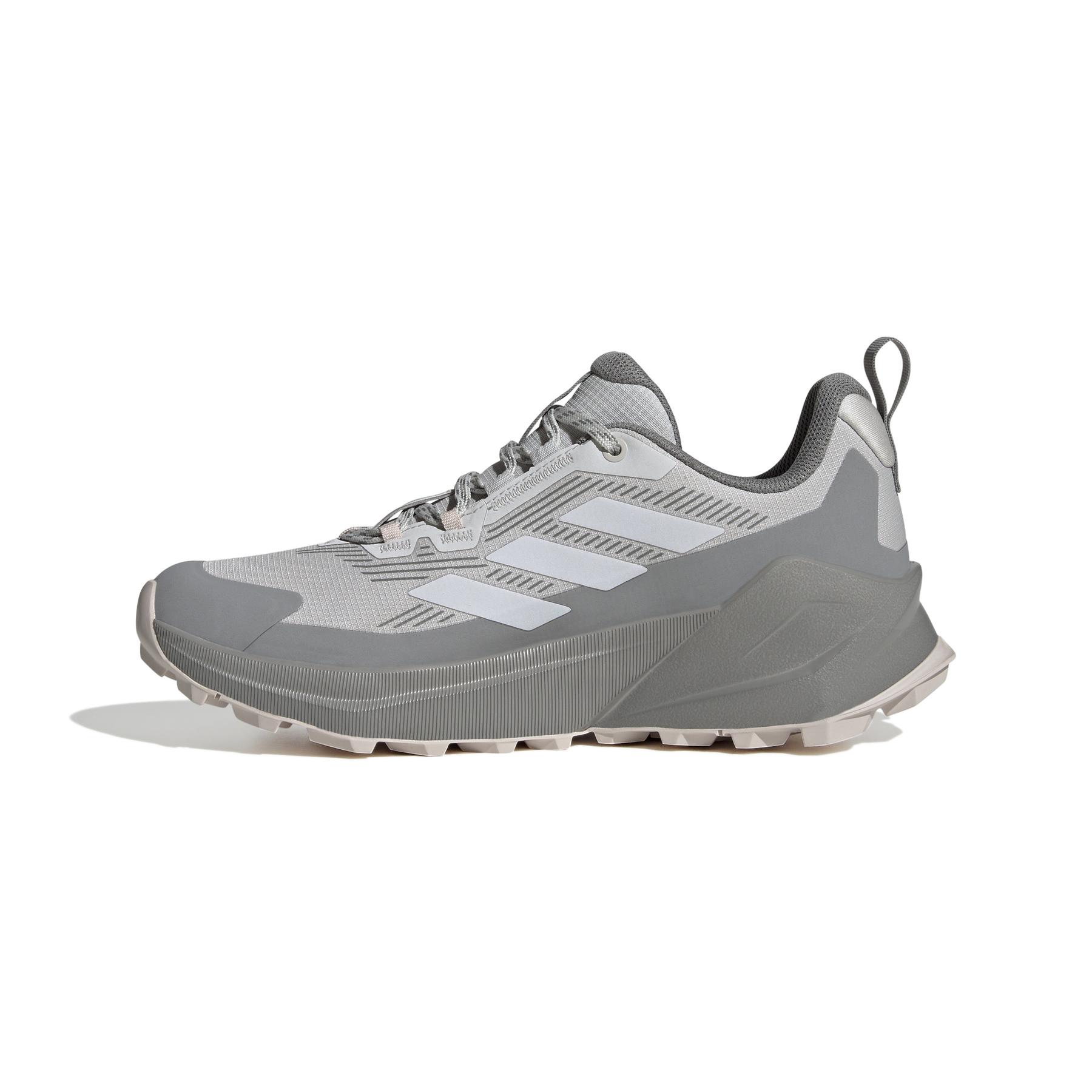 product/a/d/adidas_ih3790_5_footwear_photography_side_medial_center_view_white-nw091625.jpg