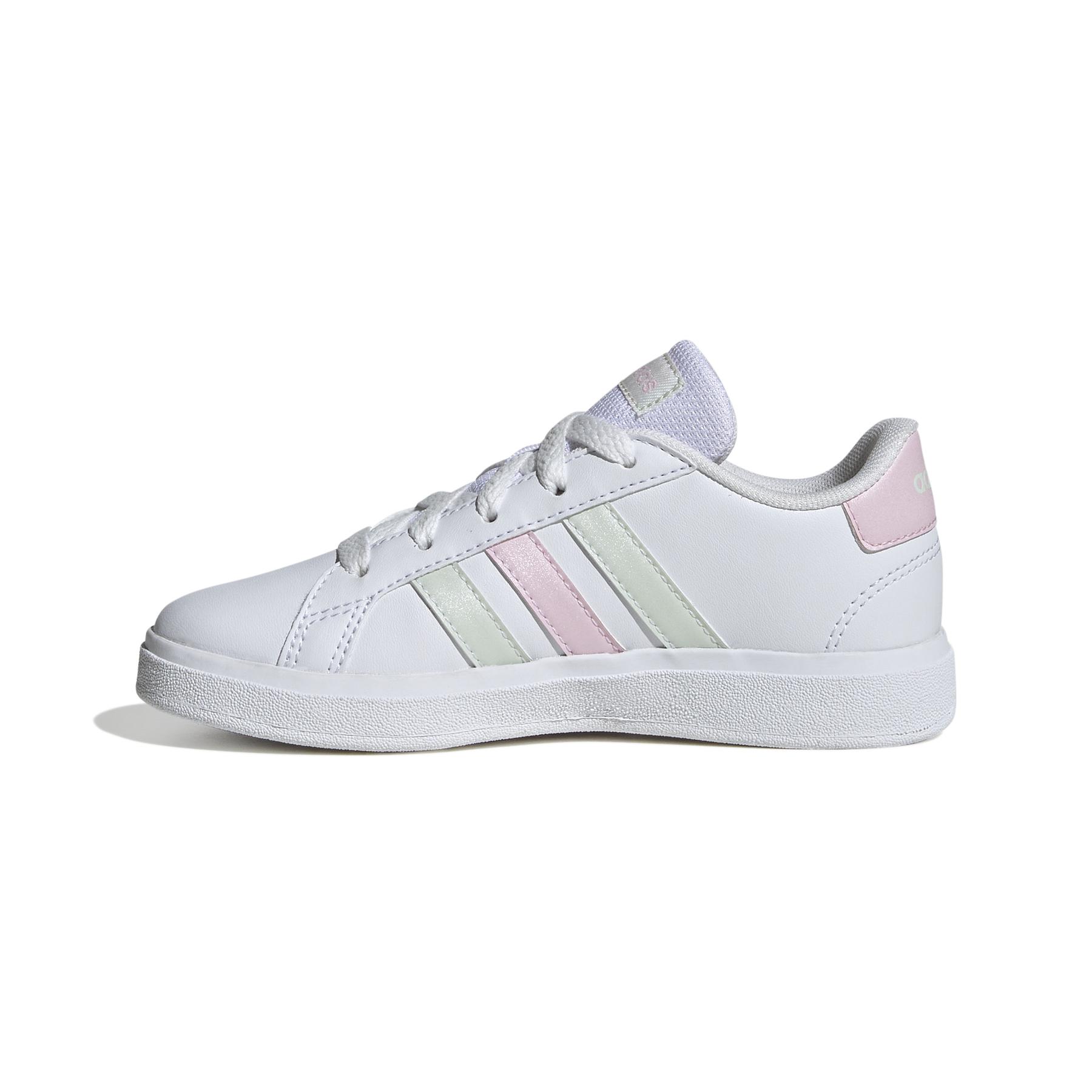 product/a/d/adidas_ih4886_5_footwear_photography_side_medial_center_view_white.jpg