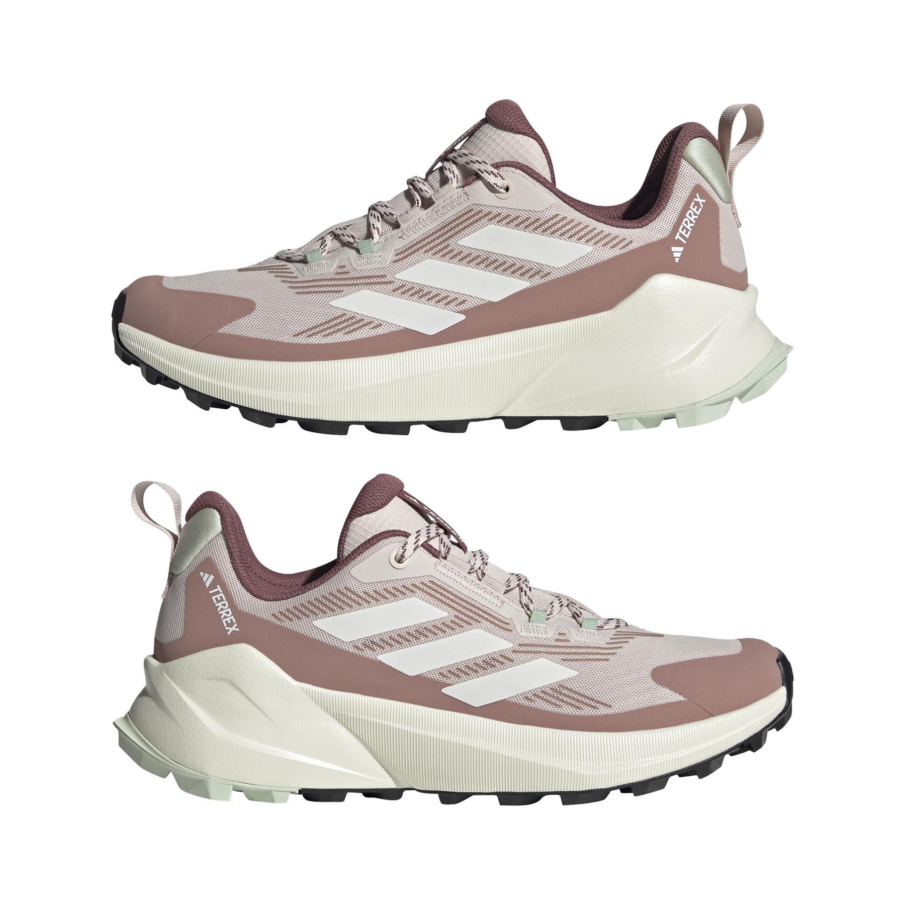 product/a/d/adidas_ih6351_10_footwear_photography_mirrored_pair_view_white.jpg