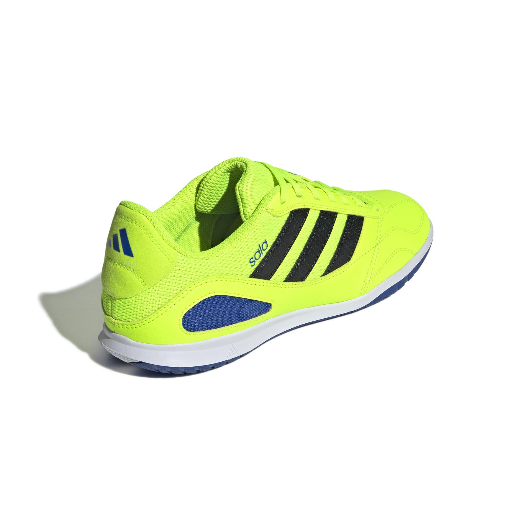product/a/d/adidas_ih7687_6_footwear_photography_back_lateral_top_view_white-nw091625.jpg