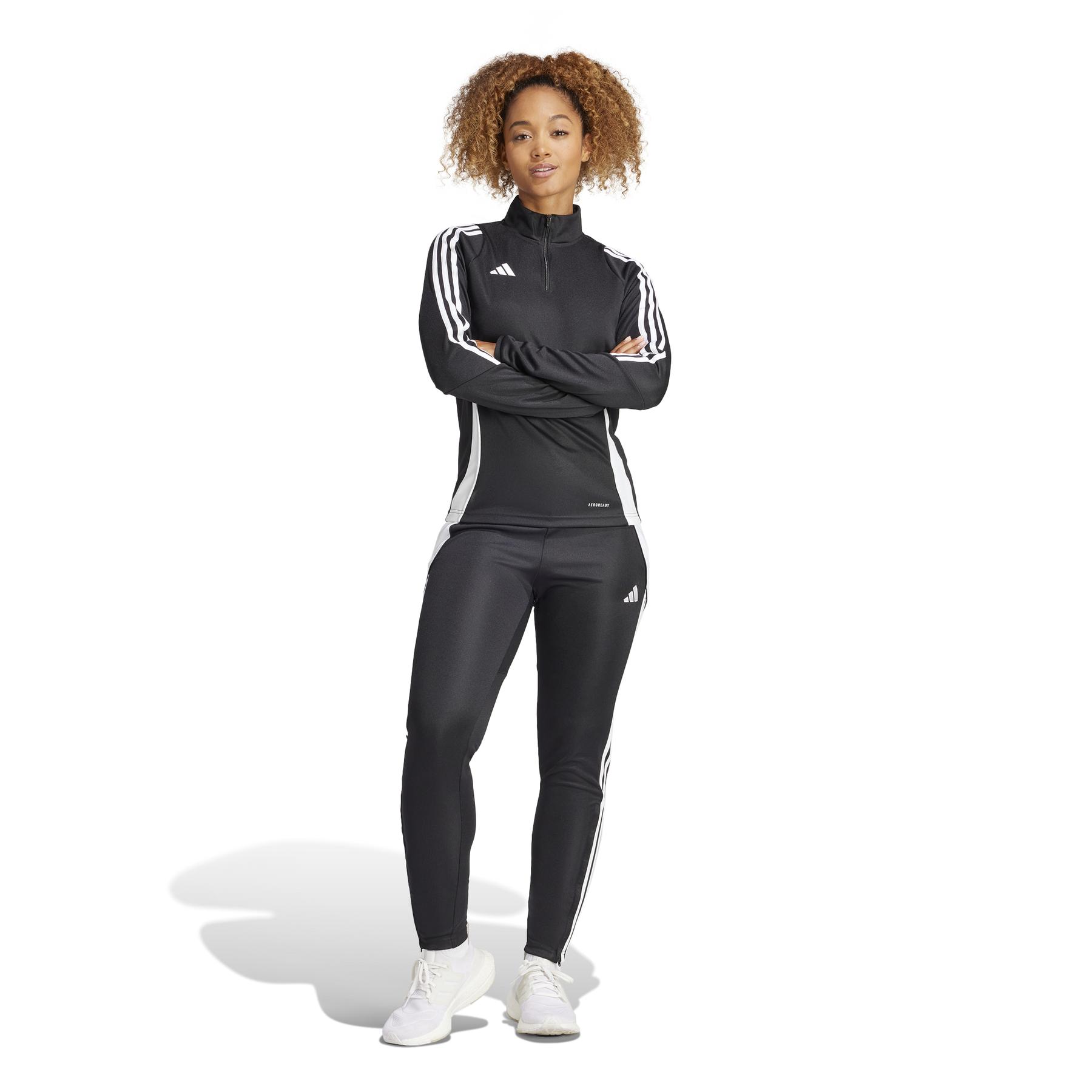 product/a/d/adidas_ij9962_7_apparel_on_model_standard_outfit_view_white.jpg