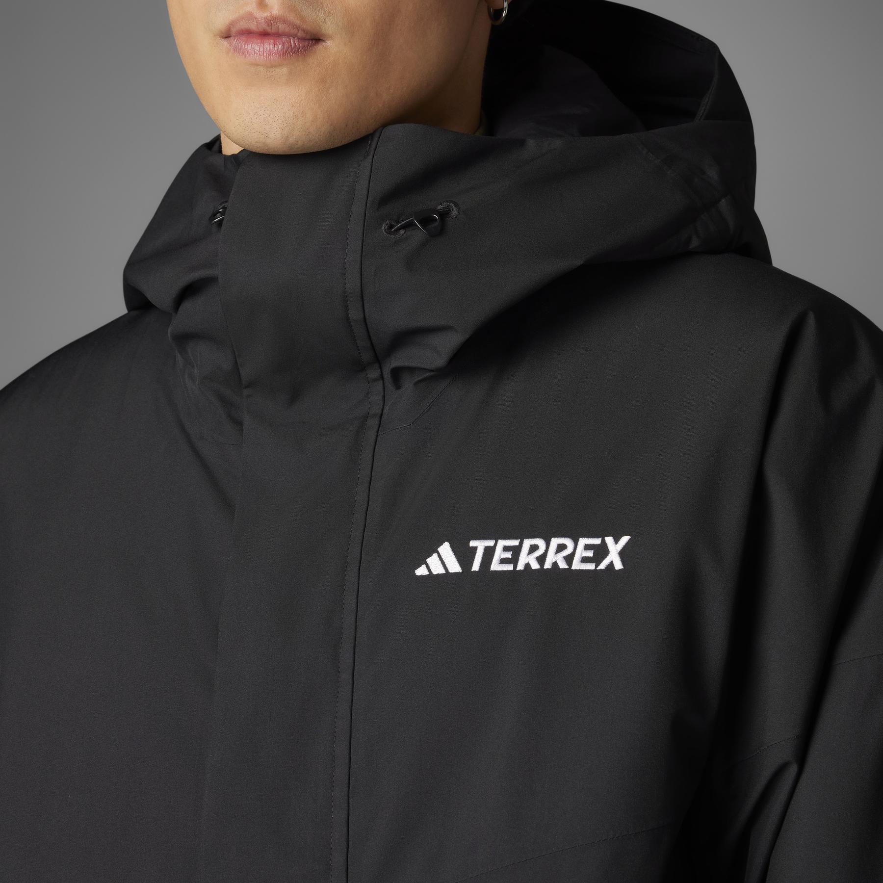 product/a/d/adidas_it3207_7_apparel_photography_heromrktng_view_4.jpg