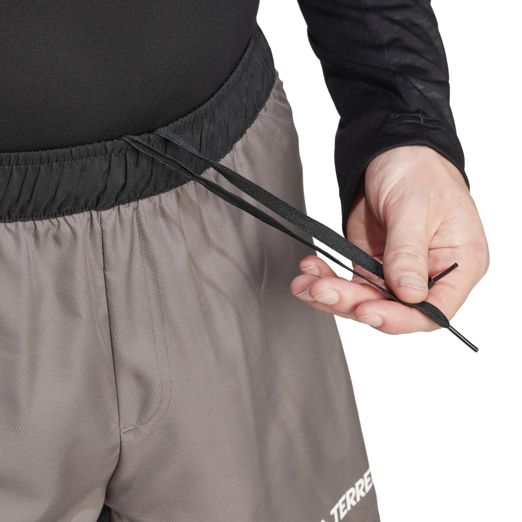 product/a/d/adidas_it7913_7_apparel_on_model_detail_view_2_white.jpg