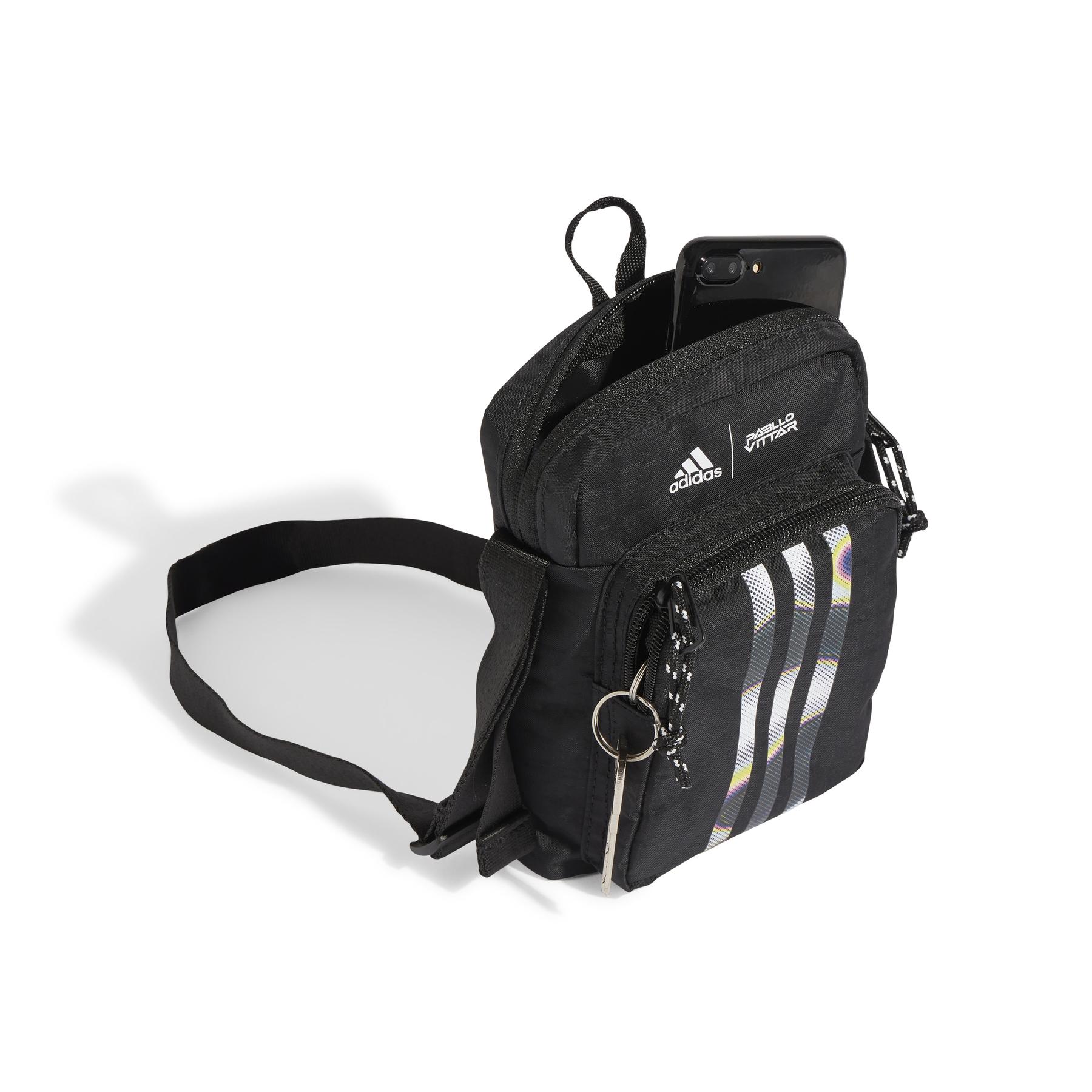 product/a/d/adidas_iz5015_3_hardware_photography_front_inside_view_white.jpg