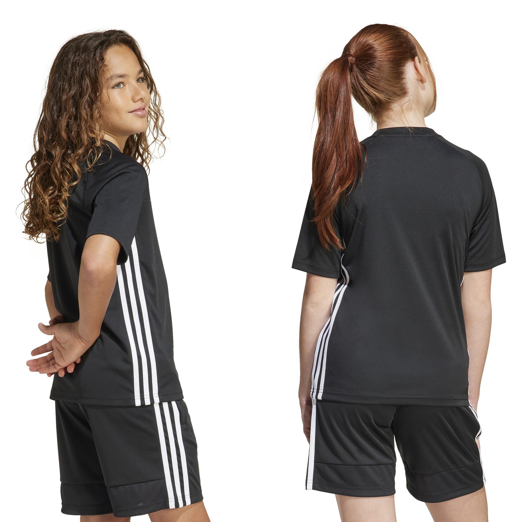product/a/d/adidas_jd0585_black-white_8.jpg