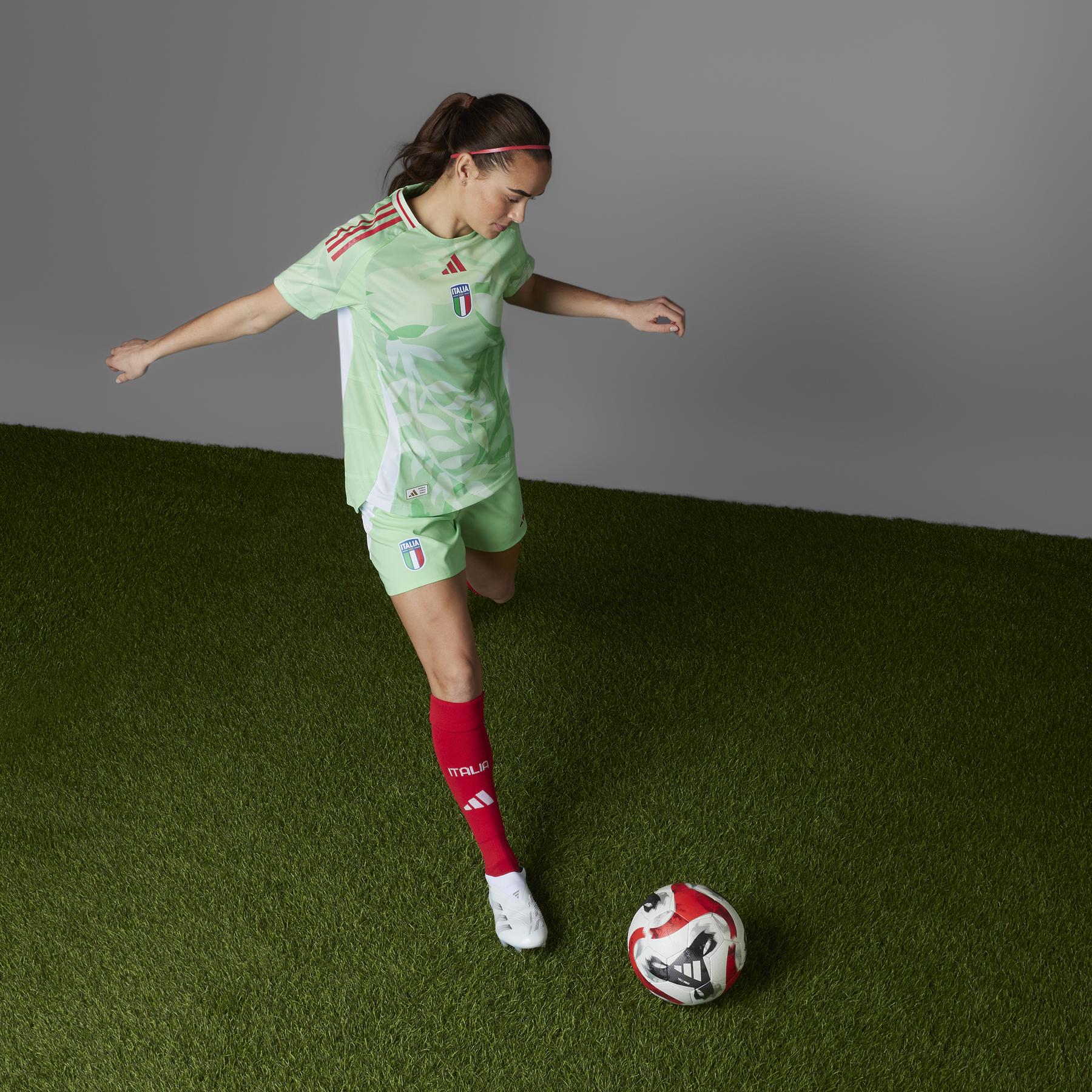 product/a/d/adidas_jf0599_glomin_12.jpg