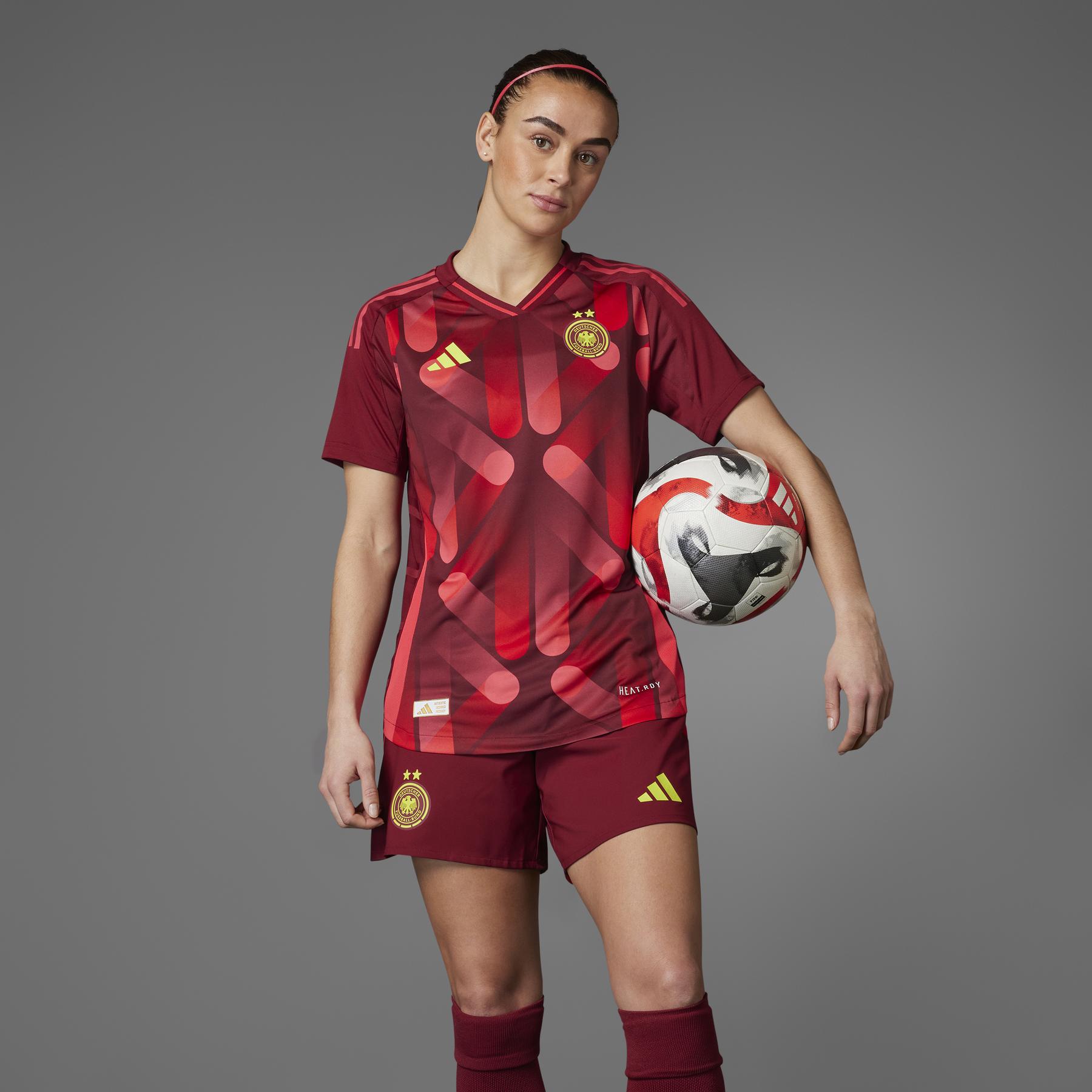 product/a/d/adidas_jf2606_tecobu_6.jpg