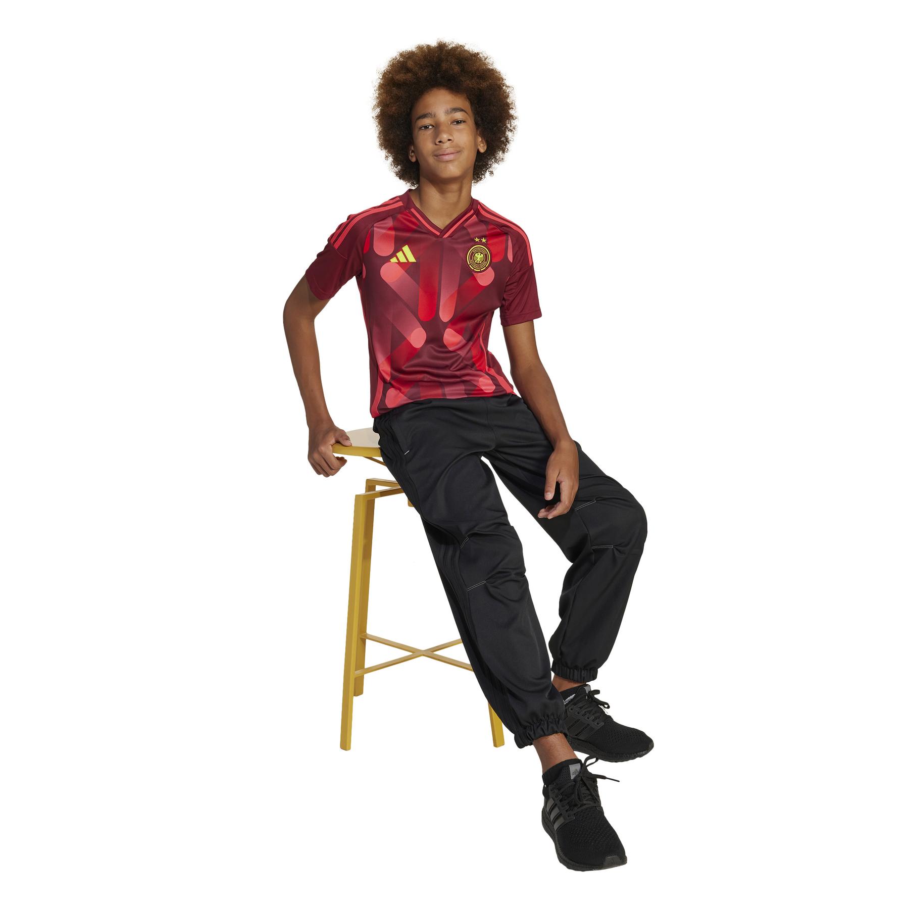 product/a/d/adidas_jf2608_tecobu_5.jpg