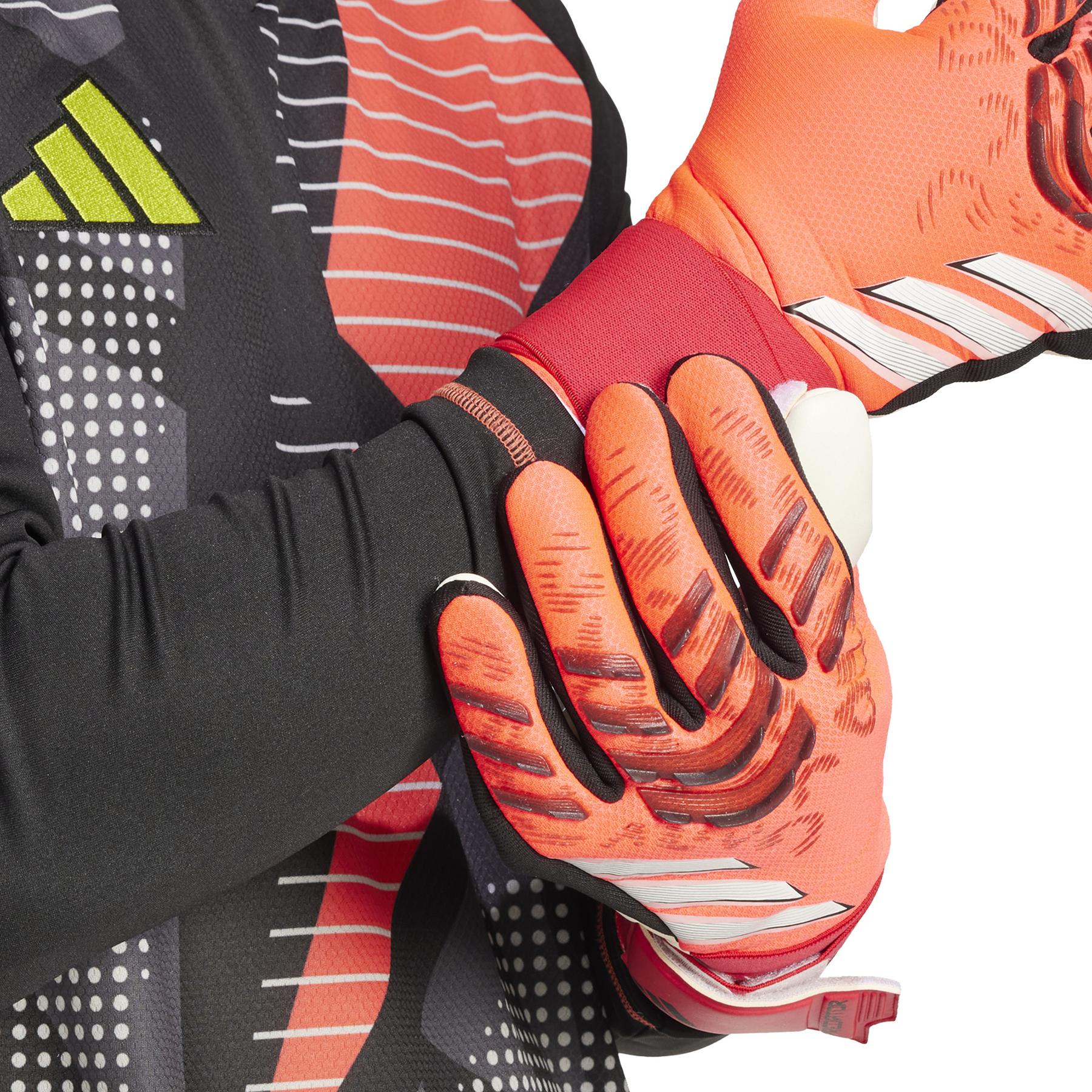 product/a/d/adidas_jh3821_3_hardware_on_model_detail_view_2_white.jpg