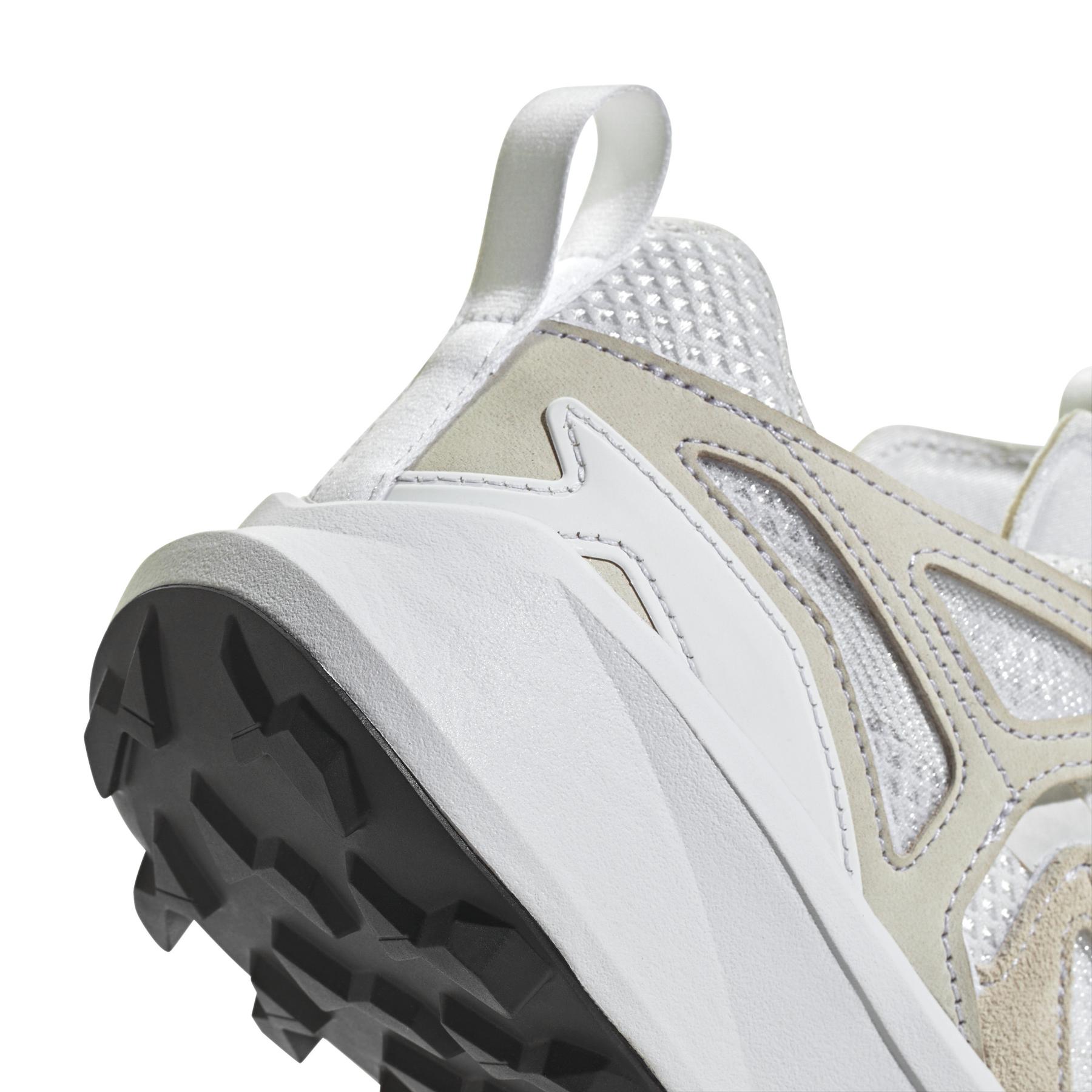 product/a/d/adidas_jh6836_9_footwear_photography_detail_view_2_white-nw091625.jpg