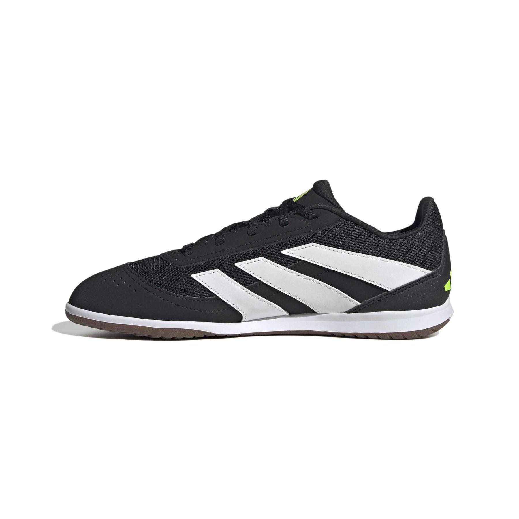 product/a/d/adidas_jh8857_4_footwear_photography_side_medial_center_view_white-nw091625.jpg