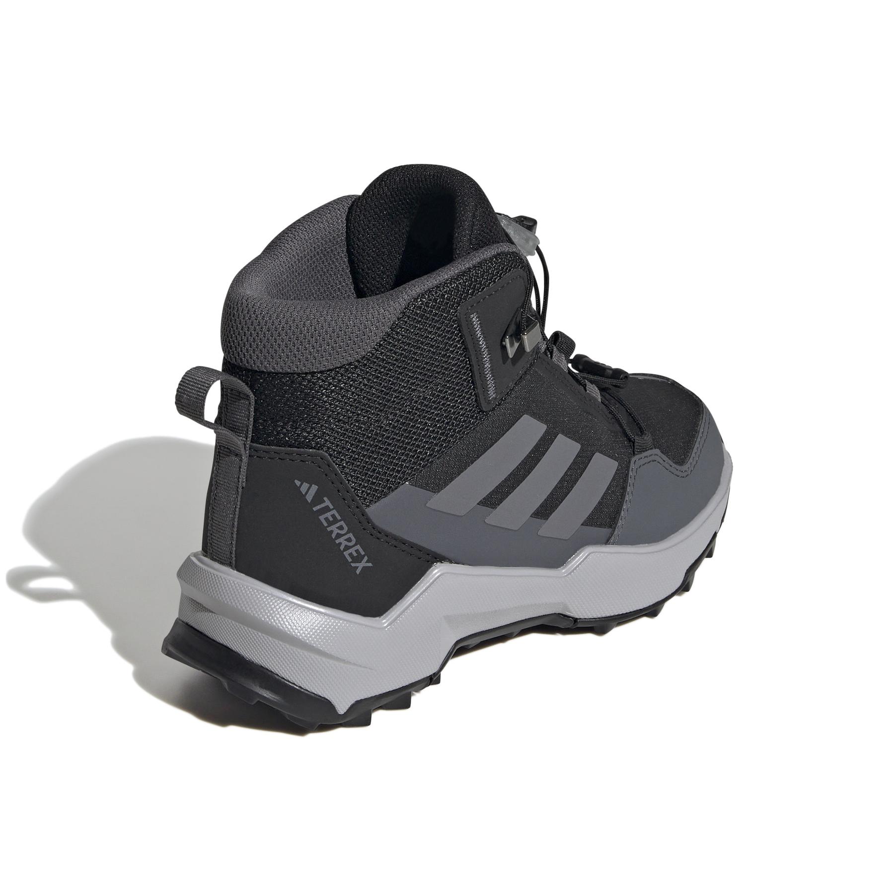 product/a/d/adidas_ji0920_7_footwear_photography_back_lateral_top_view_white-nw091625.jpg