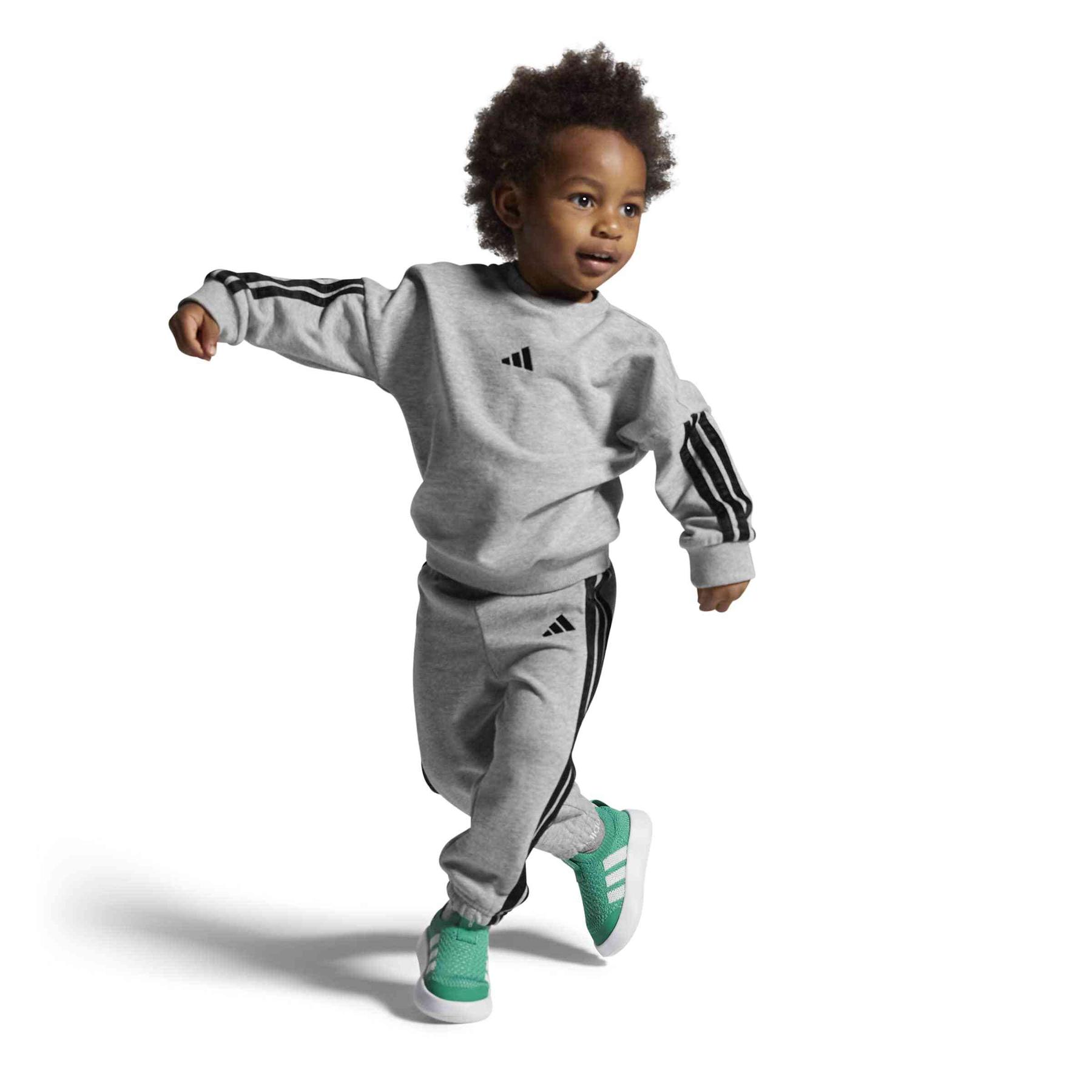 product/a/d/adidas_ji1608_10_footwear_on_model_front_view_white-nw091625.jpg