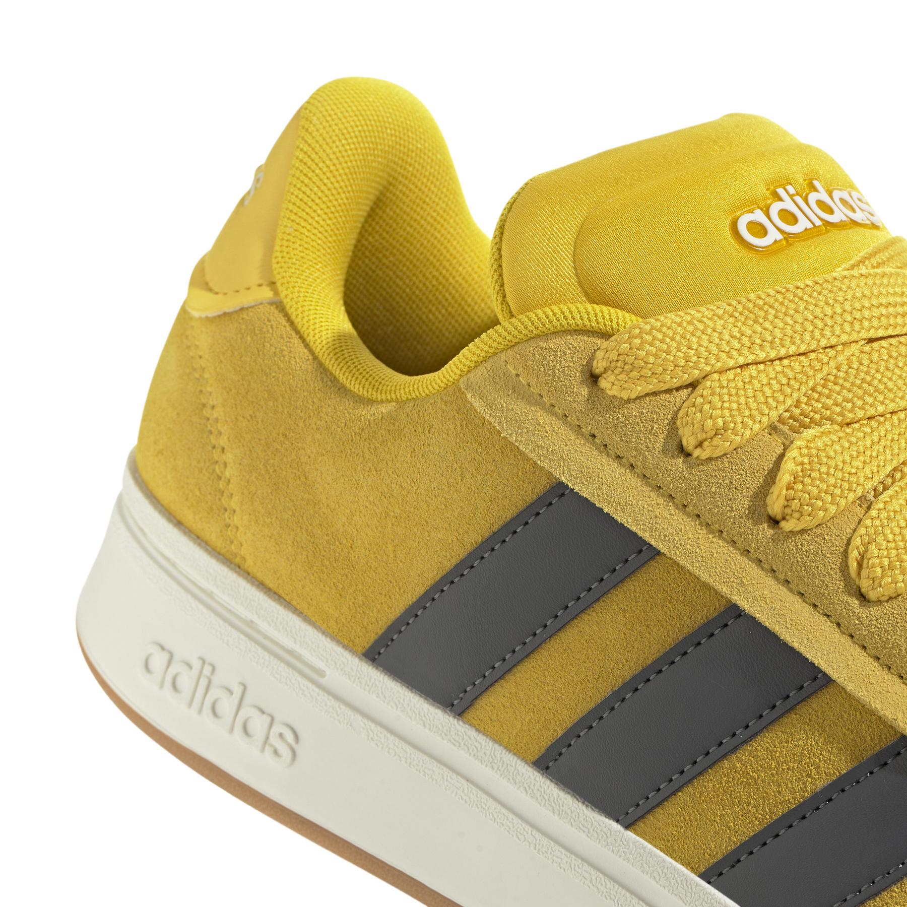 product/a/d/adidas_ji1711_utiyel-gresix-gum3_17.jpg