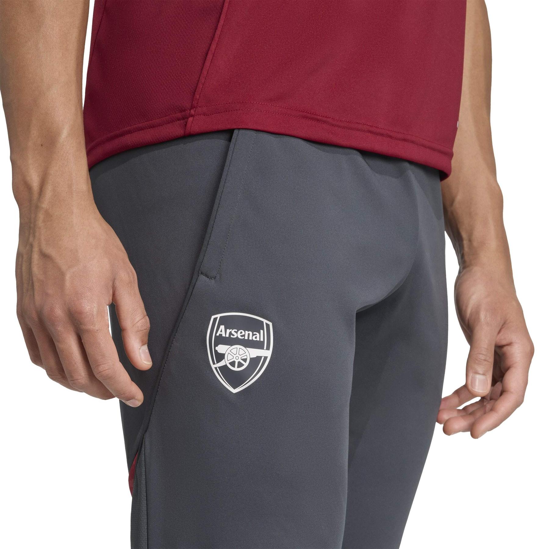 product/a/d/adidas_ji9569_6_apparel_on_model_detail_view_1_white.jpg
