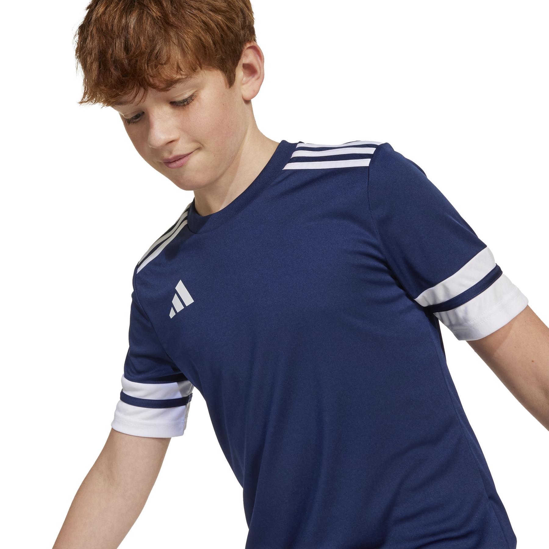product/a/d/adidas_jj0053_7_apparel_on_model_detail_view_1_white.jpg