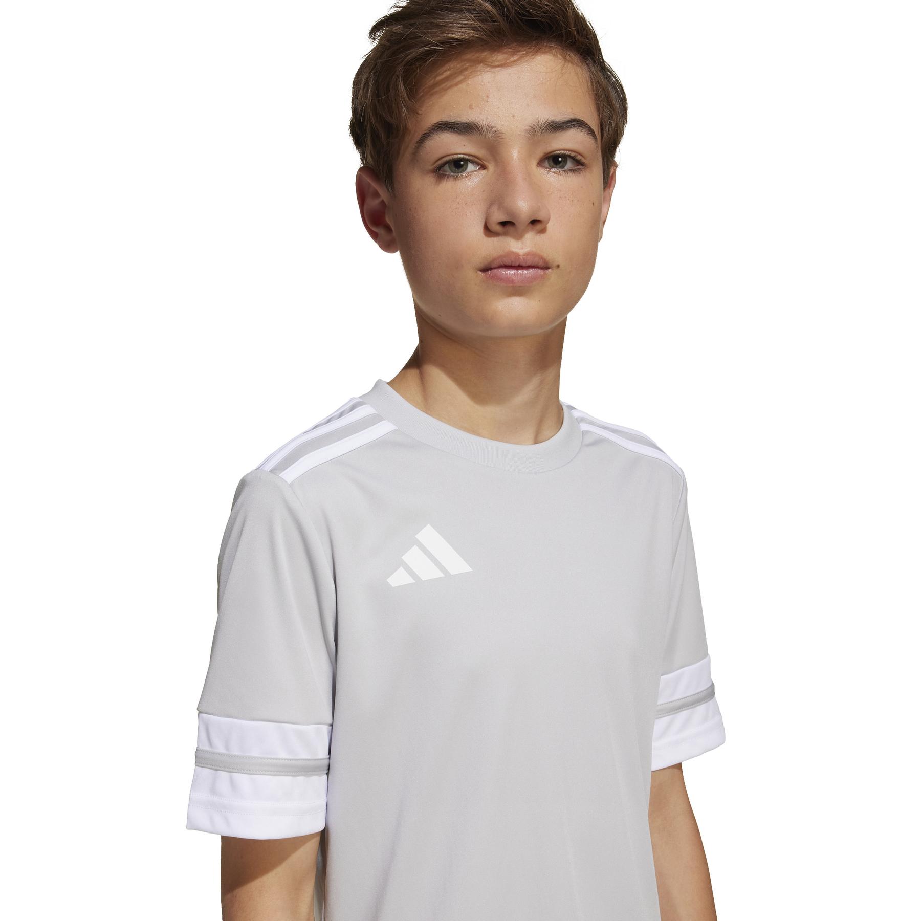 product/a/d/adidas_jj0061_7_apparel_on_model_detail_view_1_white.jpg
