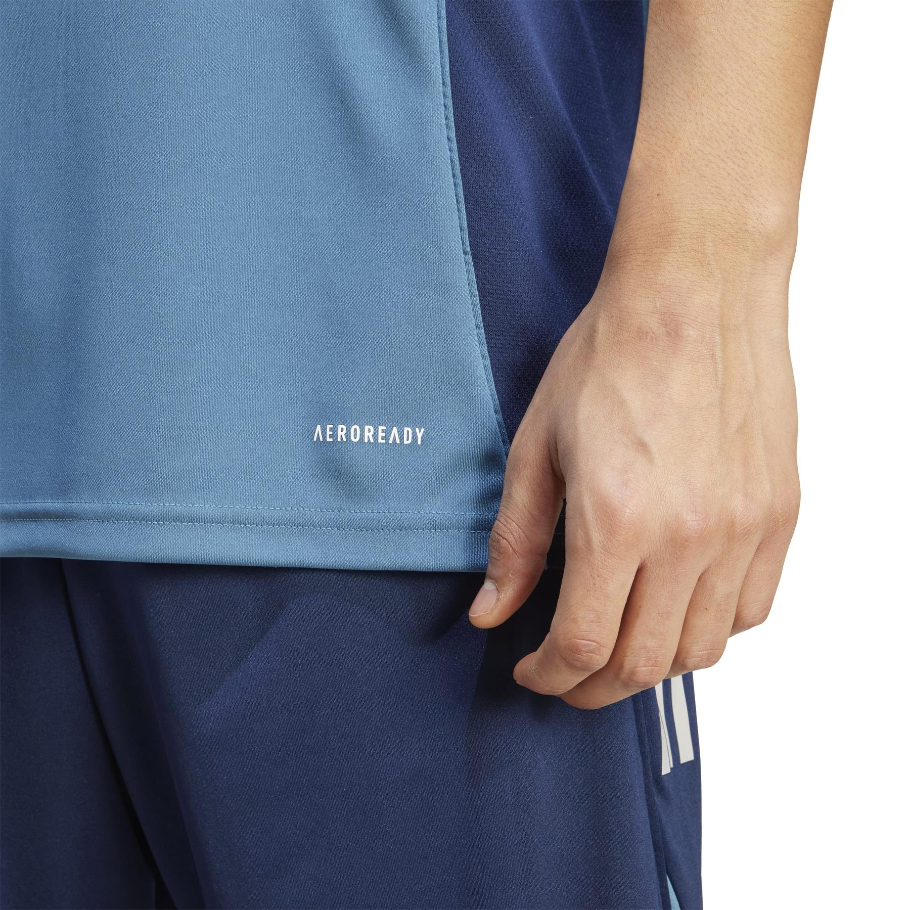 product/a/d/adidas_jj1788_8_apparel_on_model_detail_view_2_white.jpg
