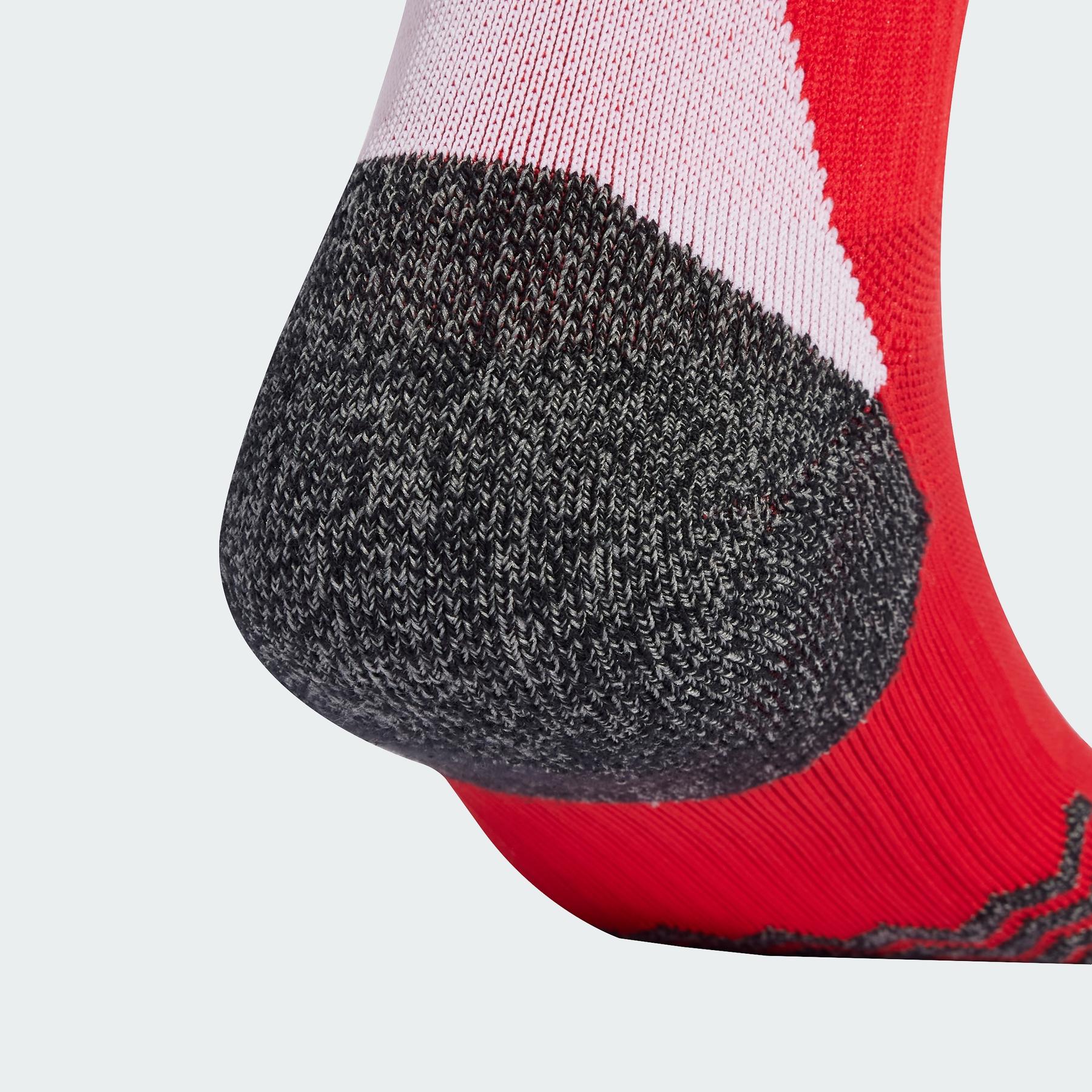 product/a/d/adidas_jj1917_better-scarlet-white_4.jpg