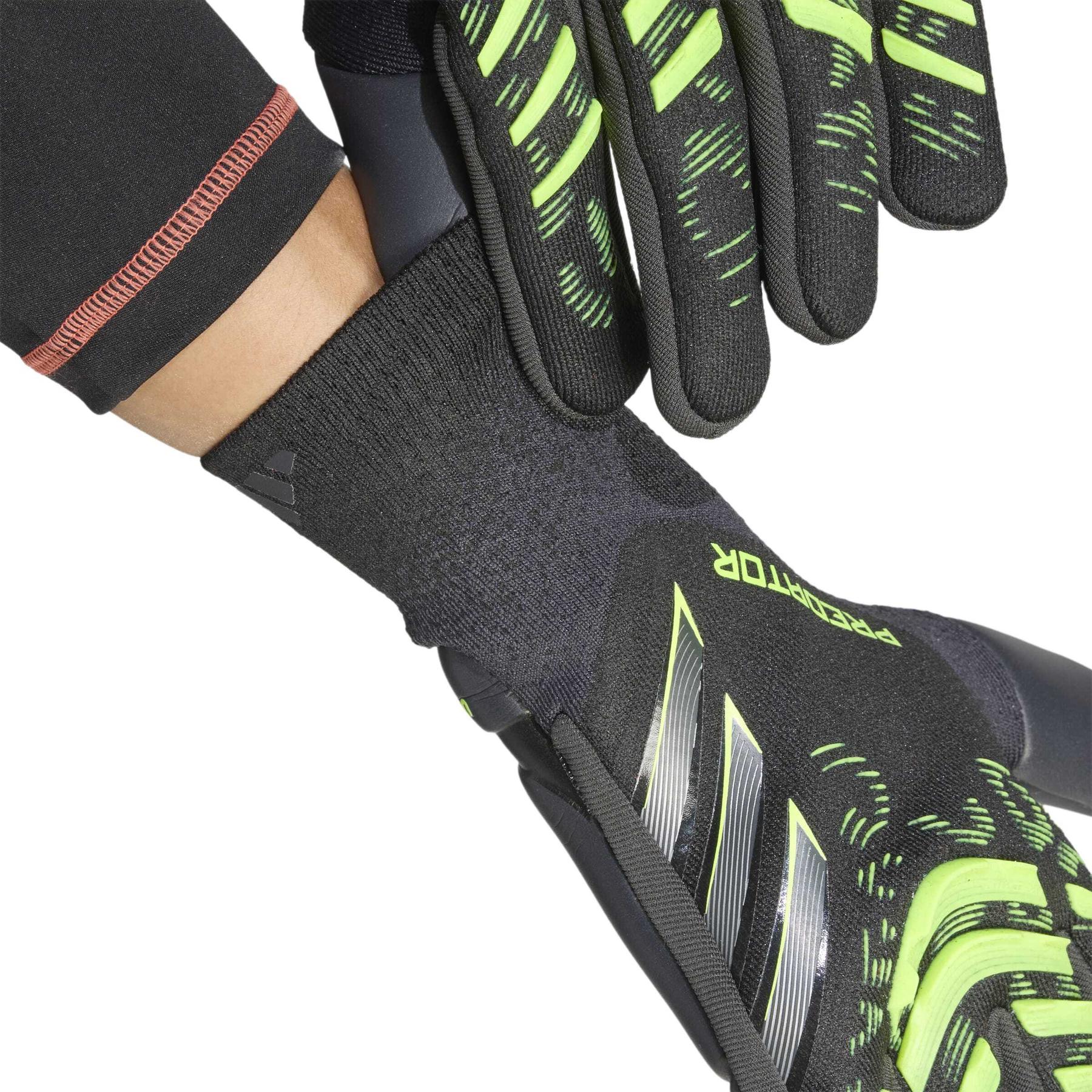 product/a/d/adidas_jj3531_2_hardware_on_model_detail_view_1_white.jpg