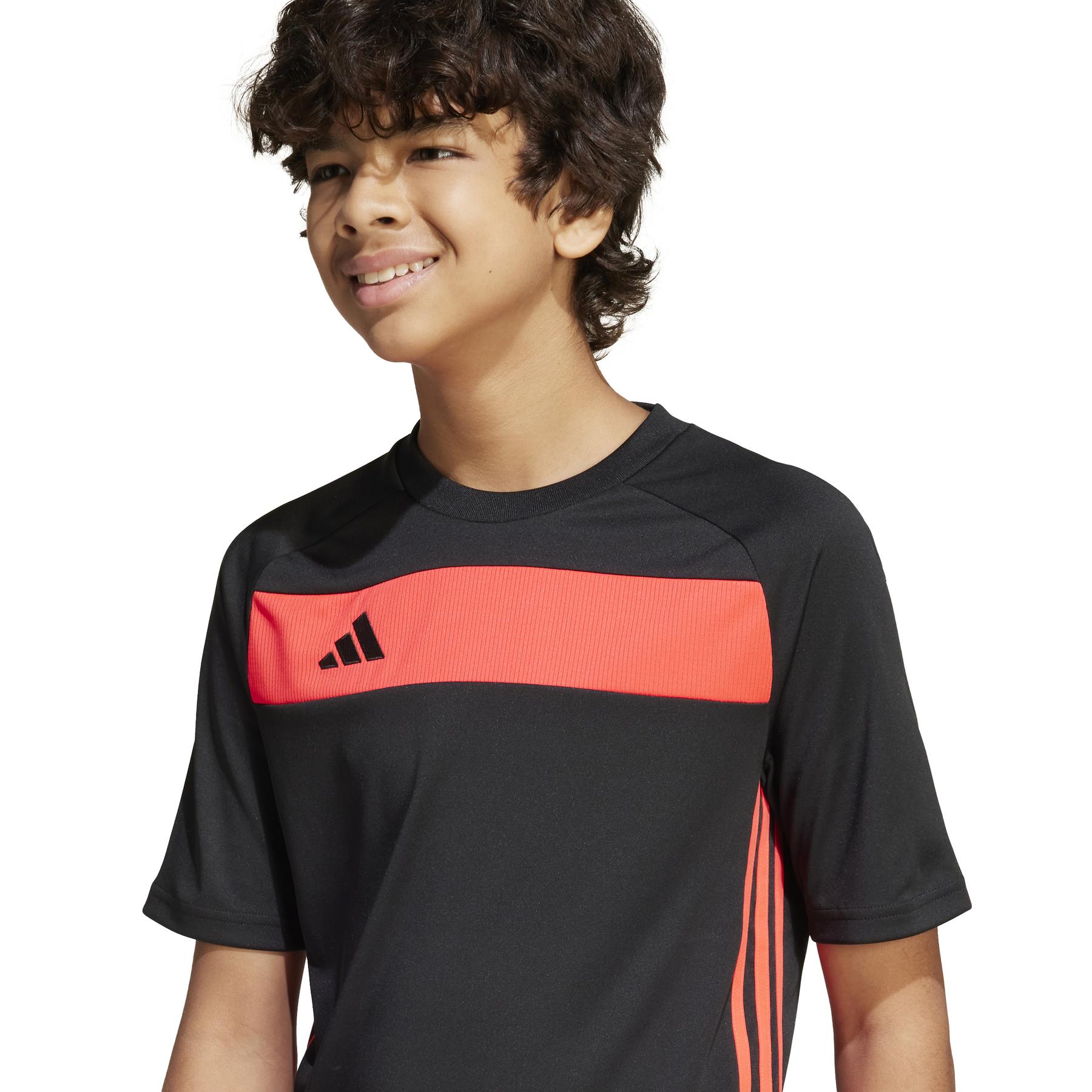 product/a/d/adidas_jm3593_black-lucred_13.jpg