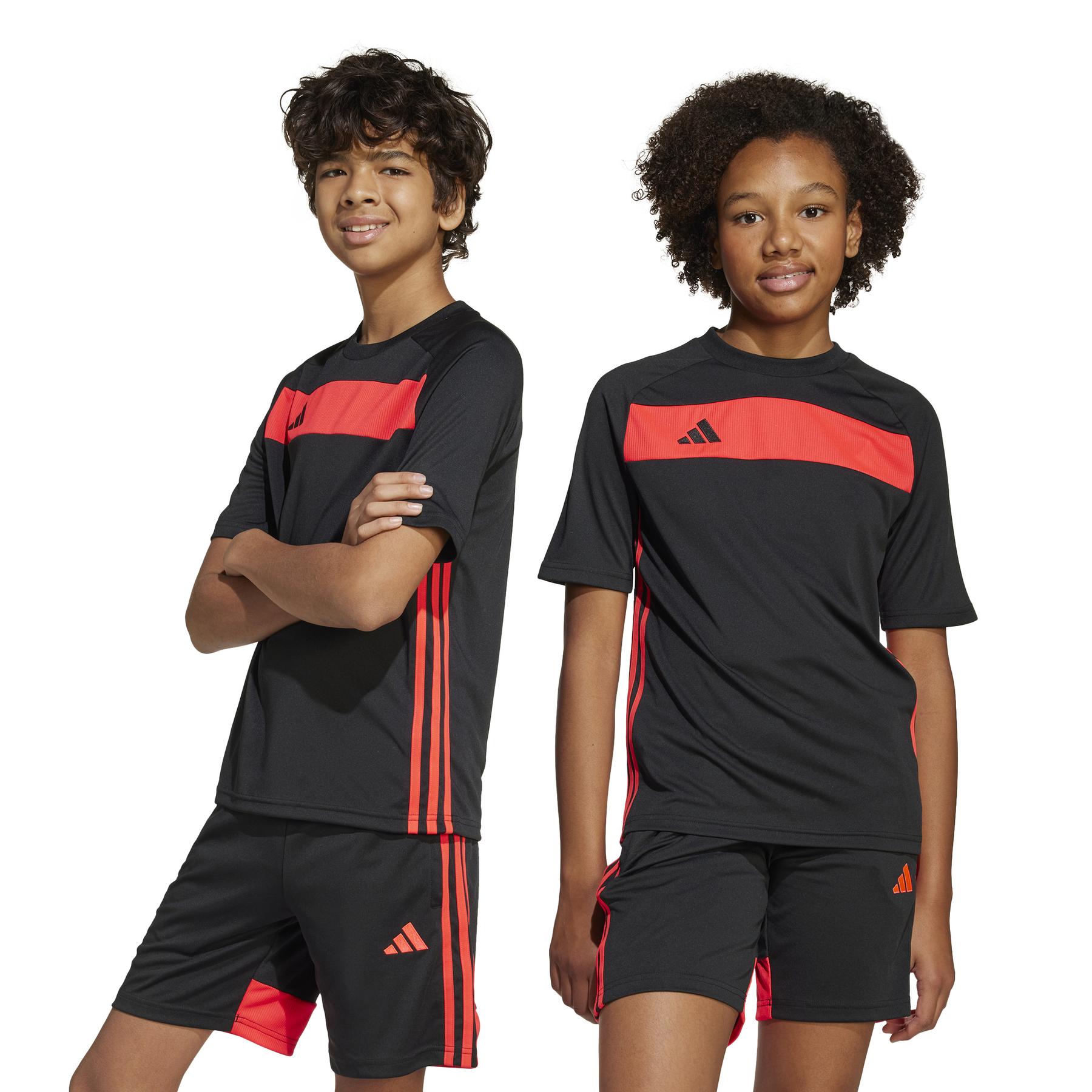 product/a/d/adidas_jm3593_black-lucred_19.jpg