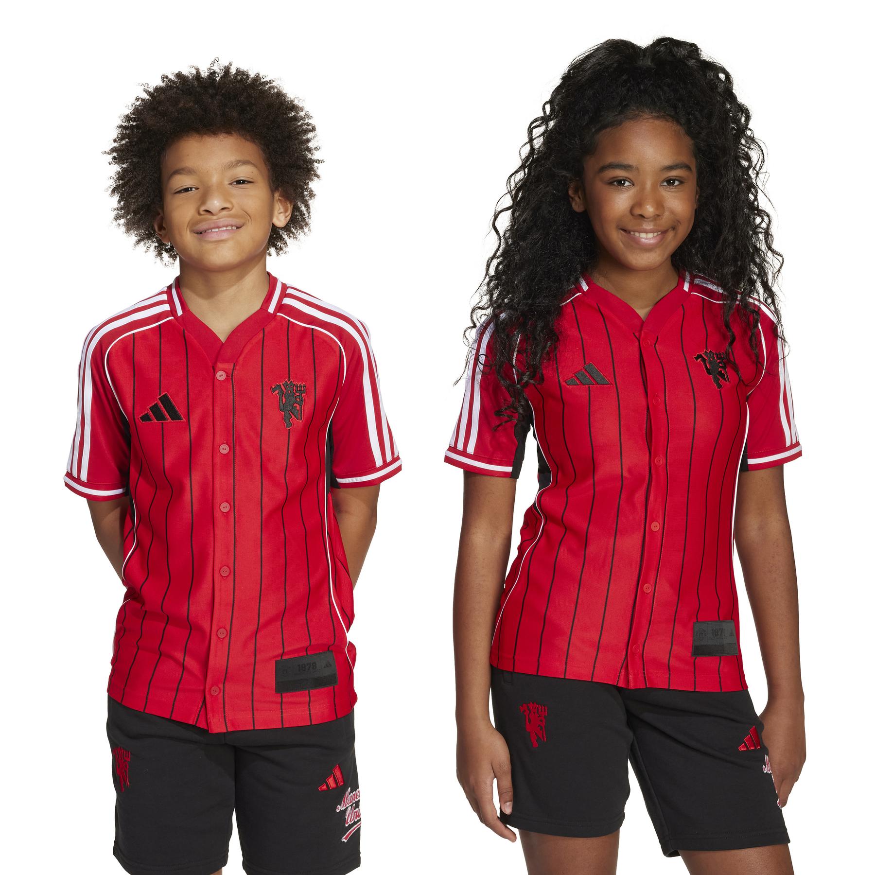 product/a/d/adidas_jn2908_mufred_3.jpg