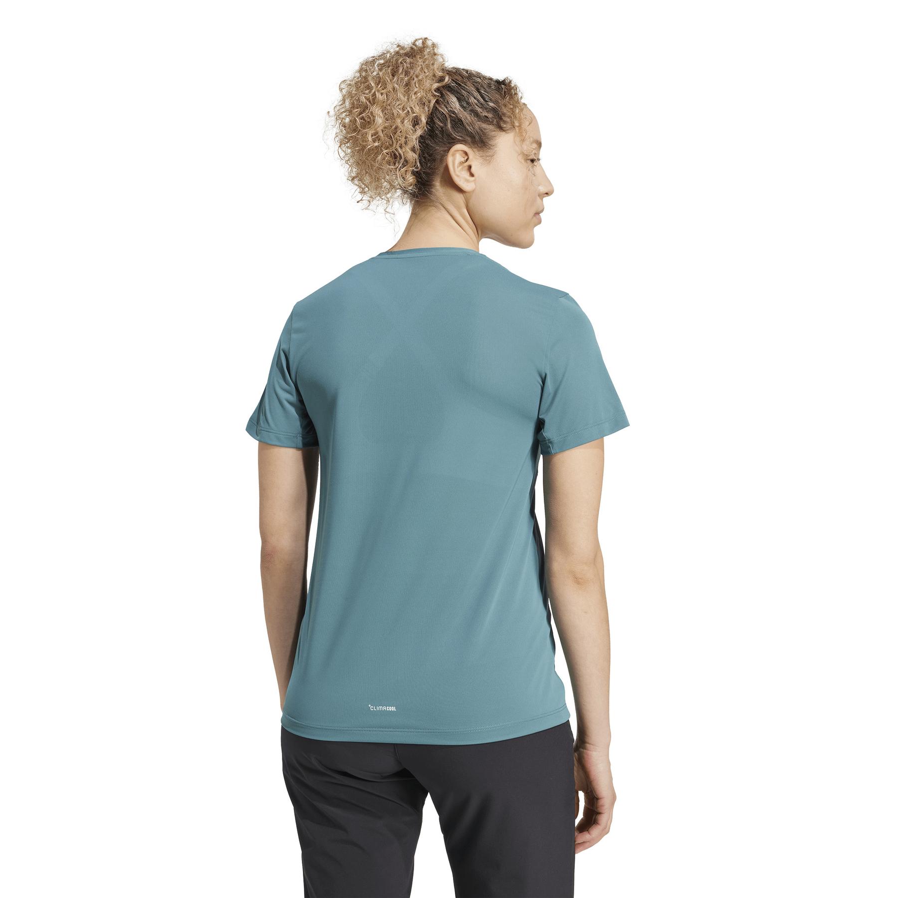 product/a/d/adidas_jn3894_pretea_3.jpg