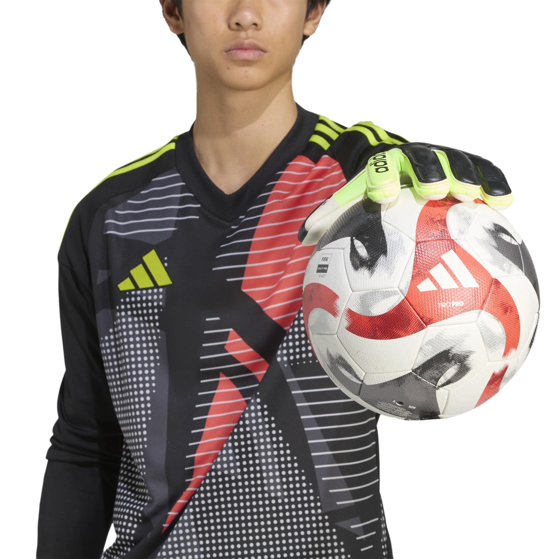 product/a/d/adidas_jn5334_black-black-luclem_4.jpg