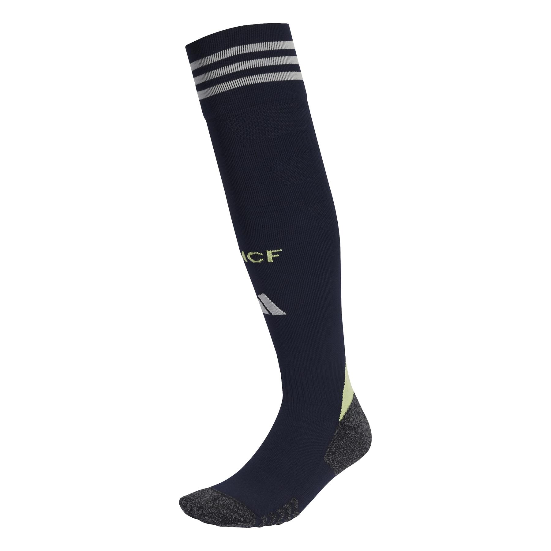 product/a/d/adidas_jn8778_1_hardware_photography_side_center_view_white.jpg