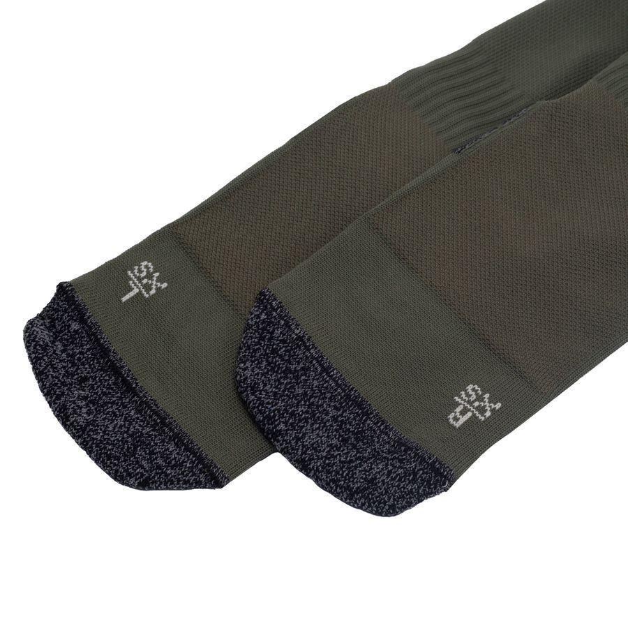 product/a/d/adidas_jp2337_basgrn_2.jpg