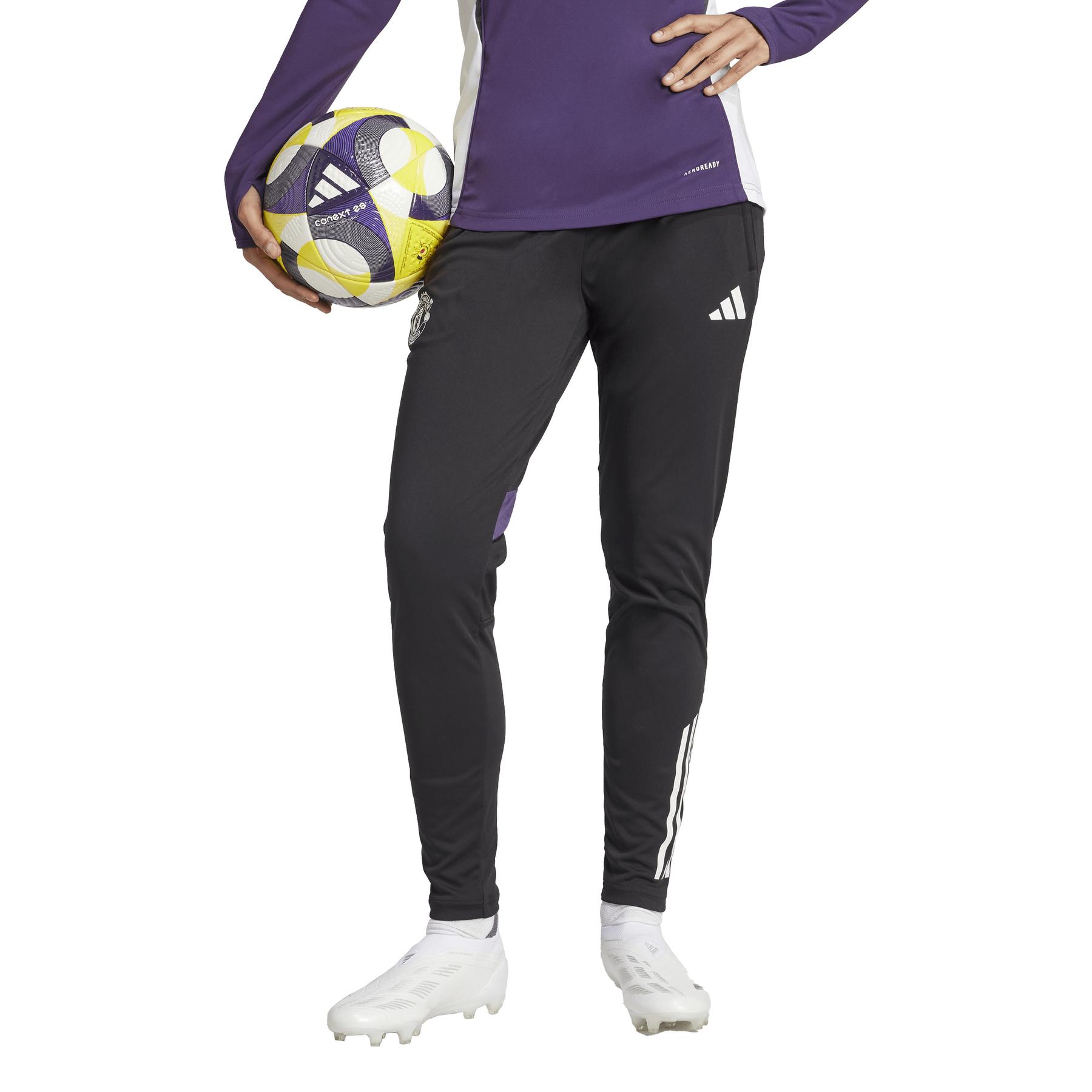 product/a/d/adidas_jp3119_black-aurplu-black_2.jpg