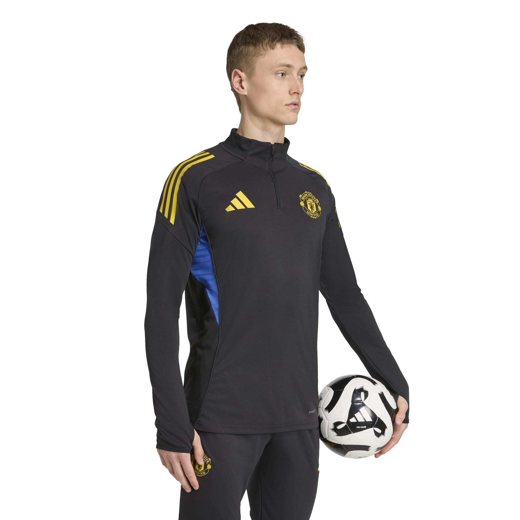 product/a/d/adidas_jp3143_4_apparel_on_model_walking_view_white.jpg