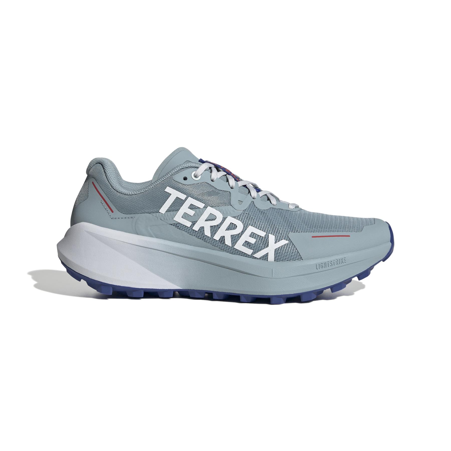 product/a/d/adidas_jp7255_1_footwear_photography_side_lateral_center_view_white-nw091625.jpg