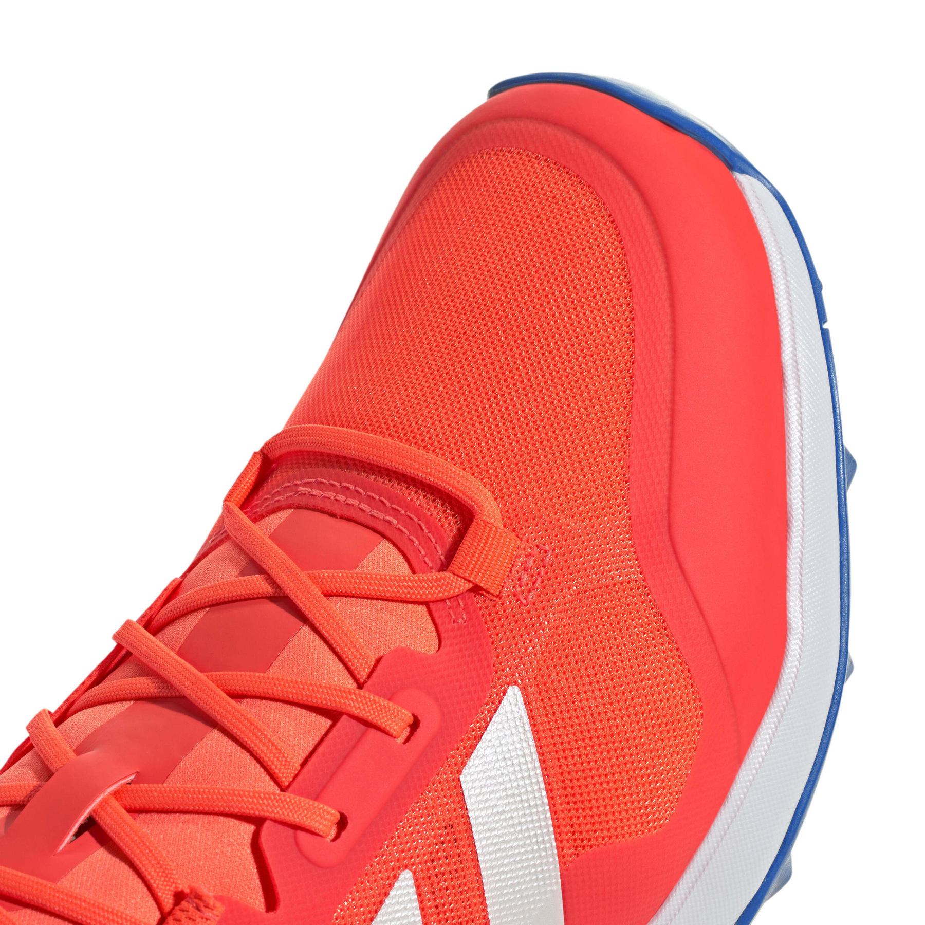 product/a/d/adidas_jp9895_8_footwear_photography_detail_view_1_white-nw091625.jpg