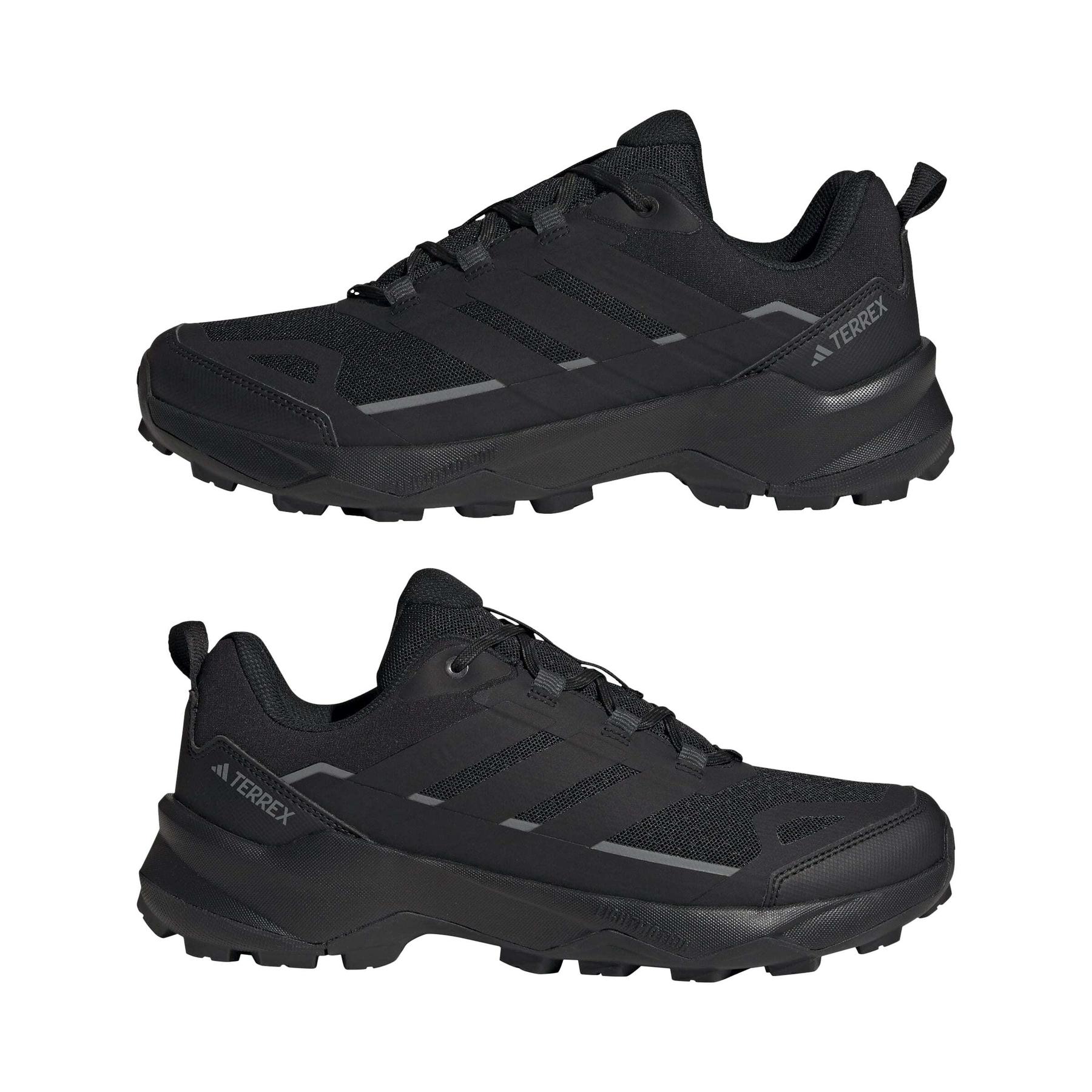 product/a/d/adidas_jq2215_10_footwear_photography_mirrored_pair_view_white-nw091625.jpg