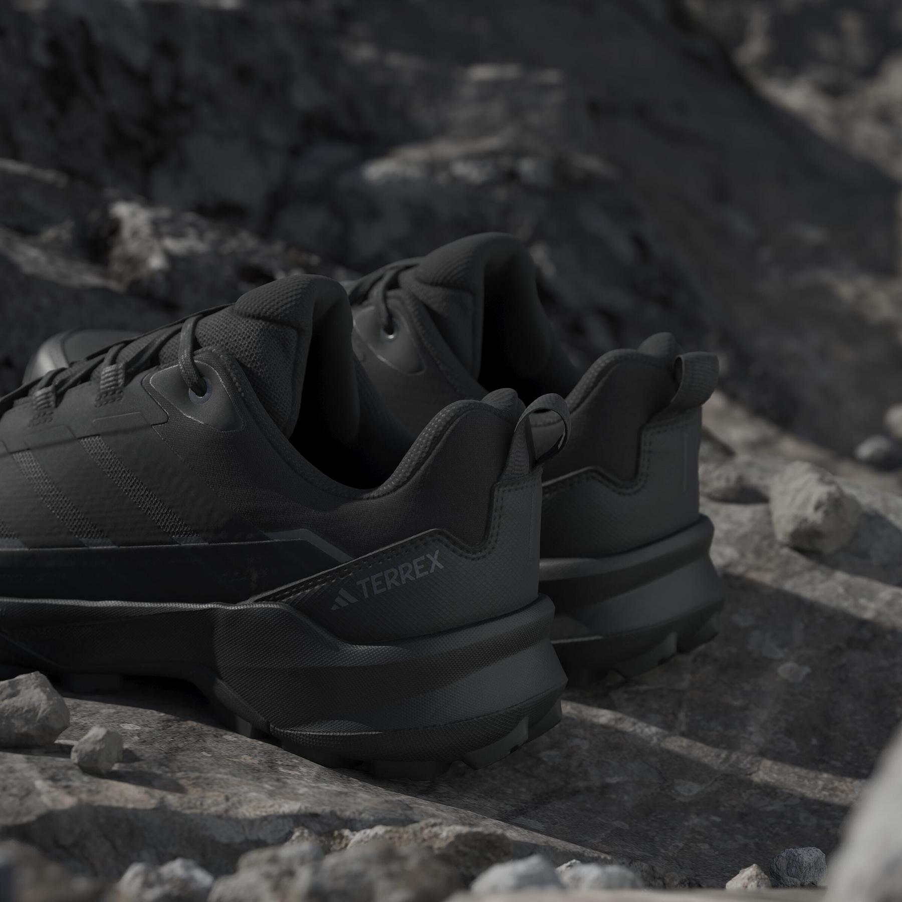 product/a/d/adidas_jq2215_23_footwear_photography_heromrktng_view_10-nw091625.jpg