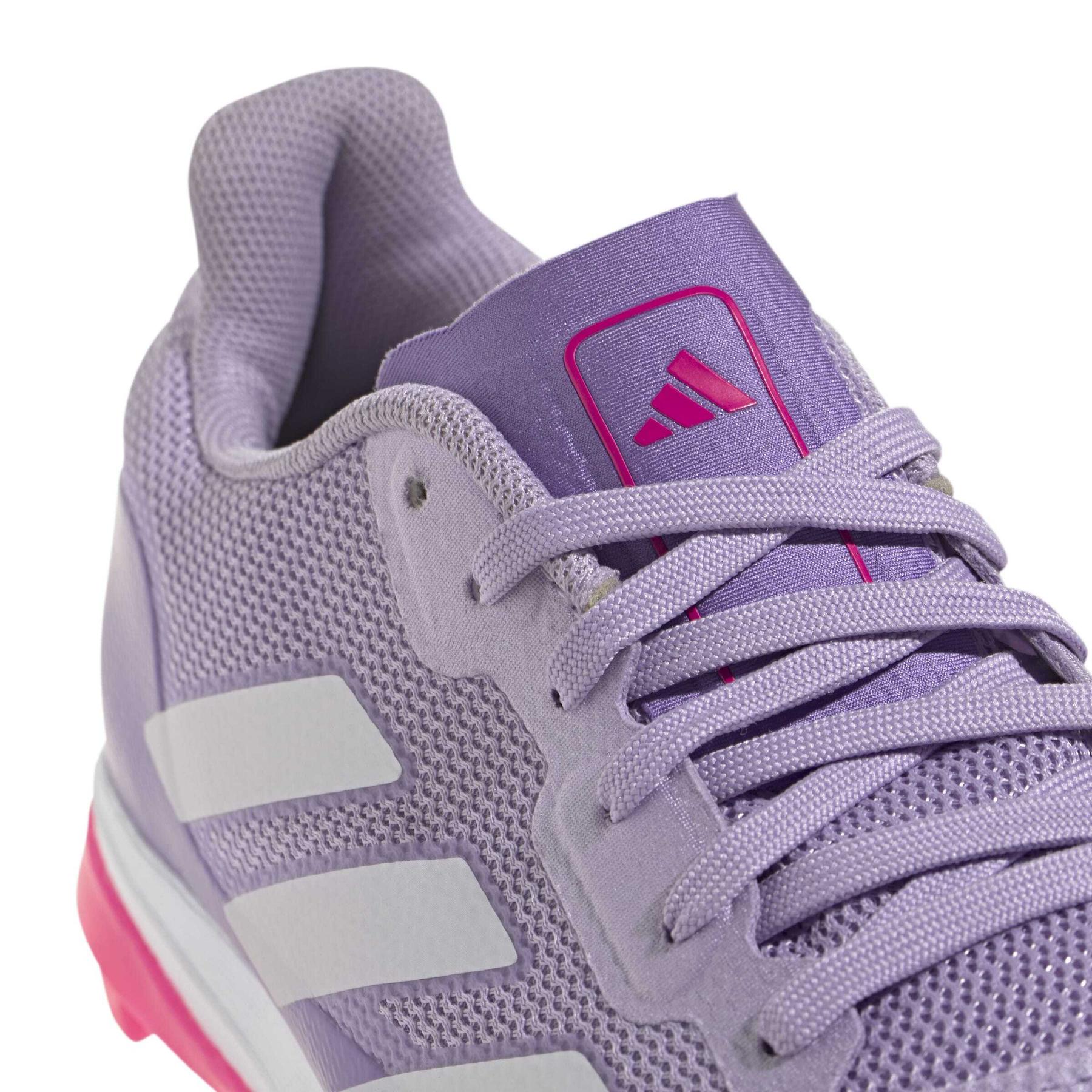 product/a/d/adidas_jq2315_8_footwear_photography_detail_view_1_white-nw091625.jpg